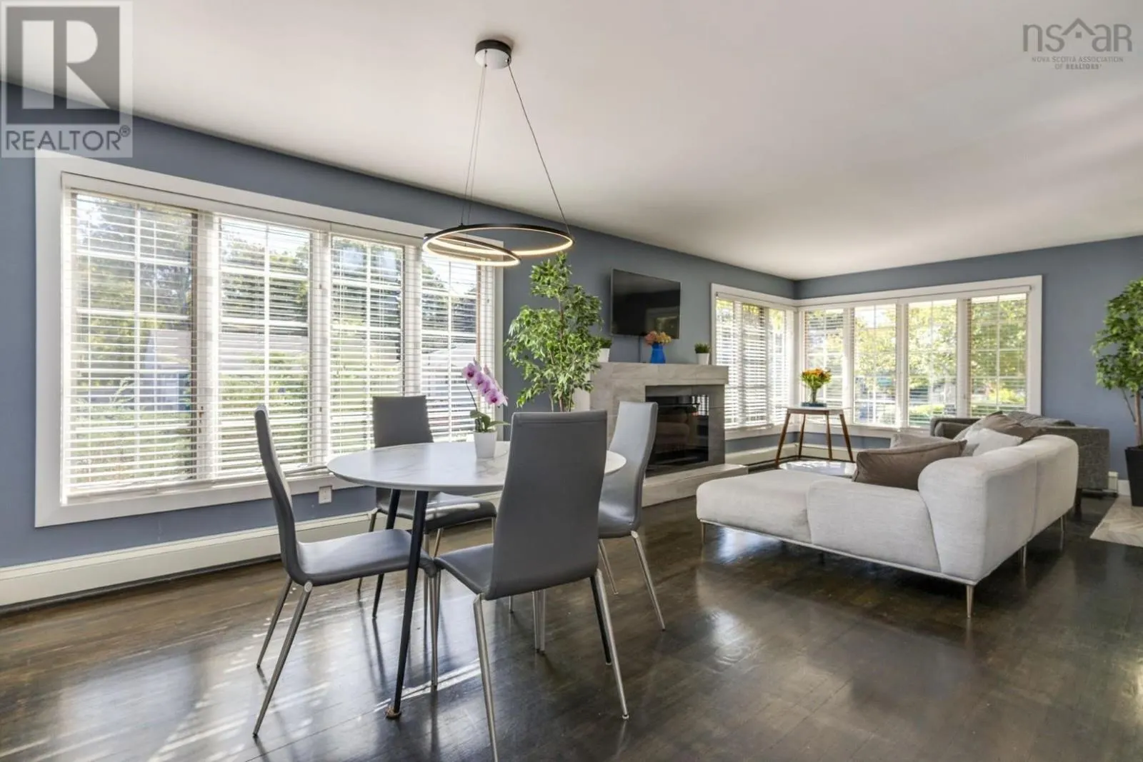 2 Ryland Avenue