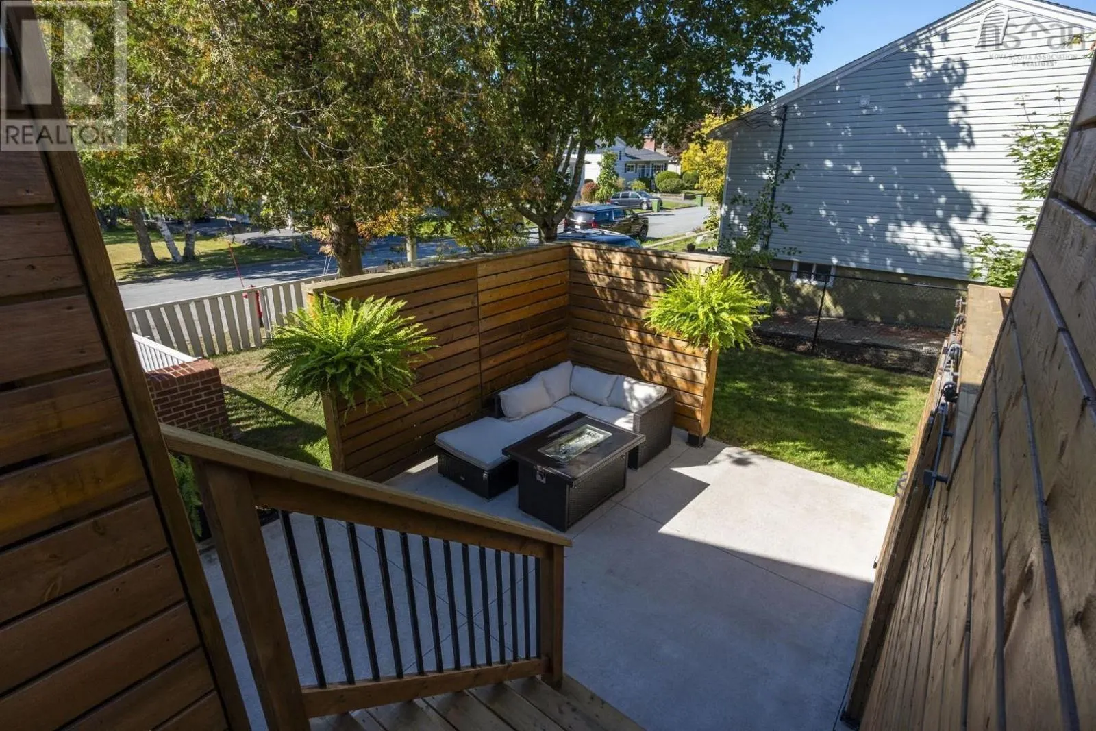 2 Ryland Avenue