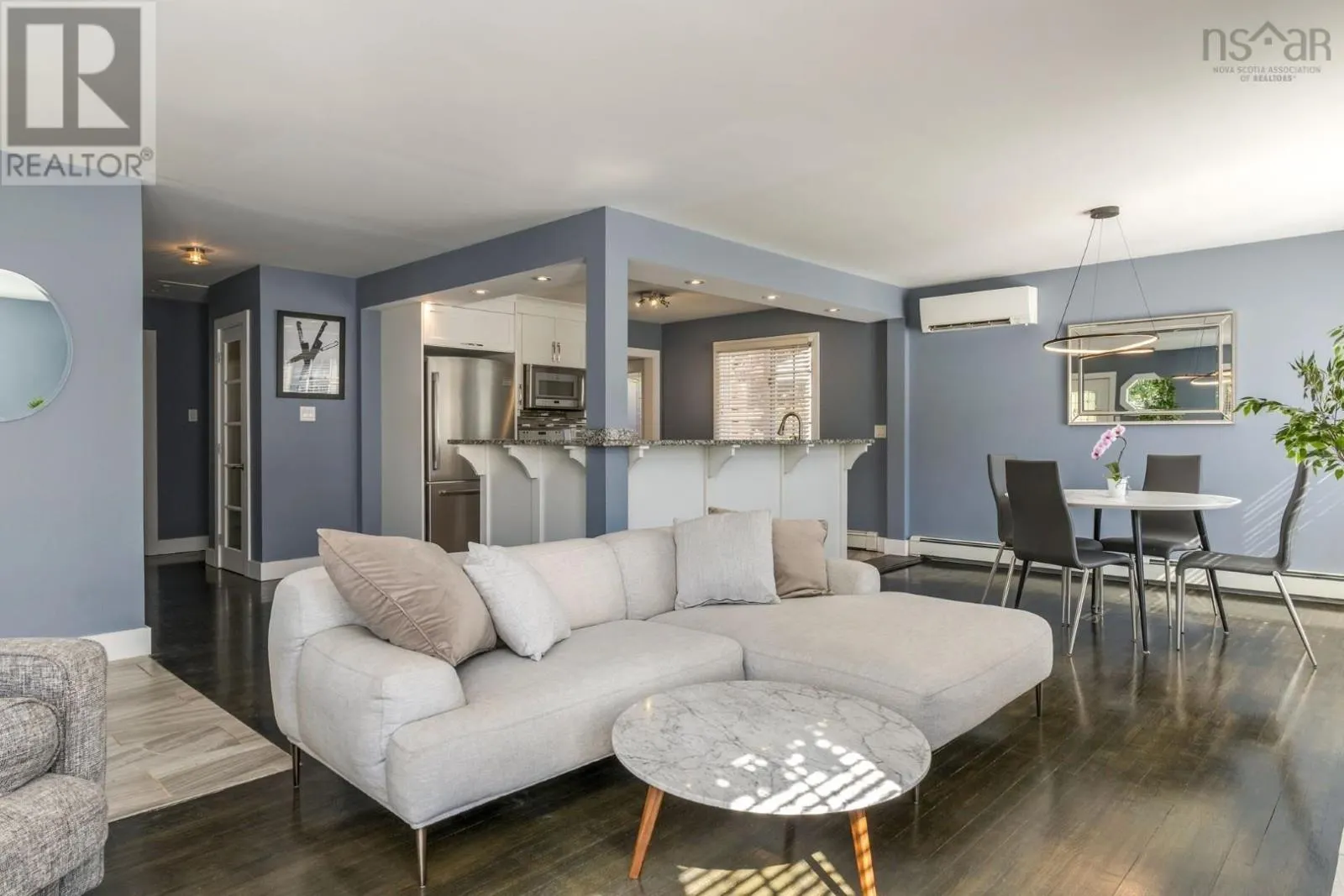 2 Ryland Avenue