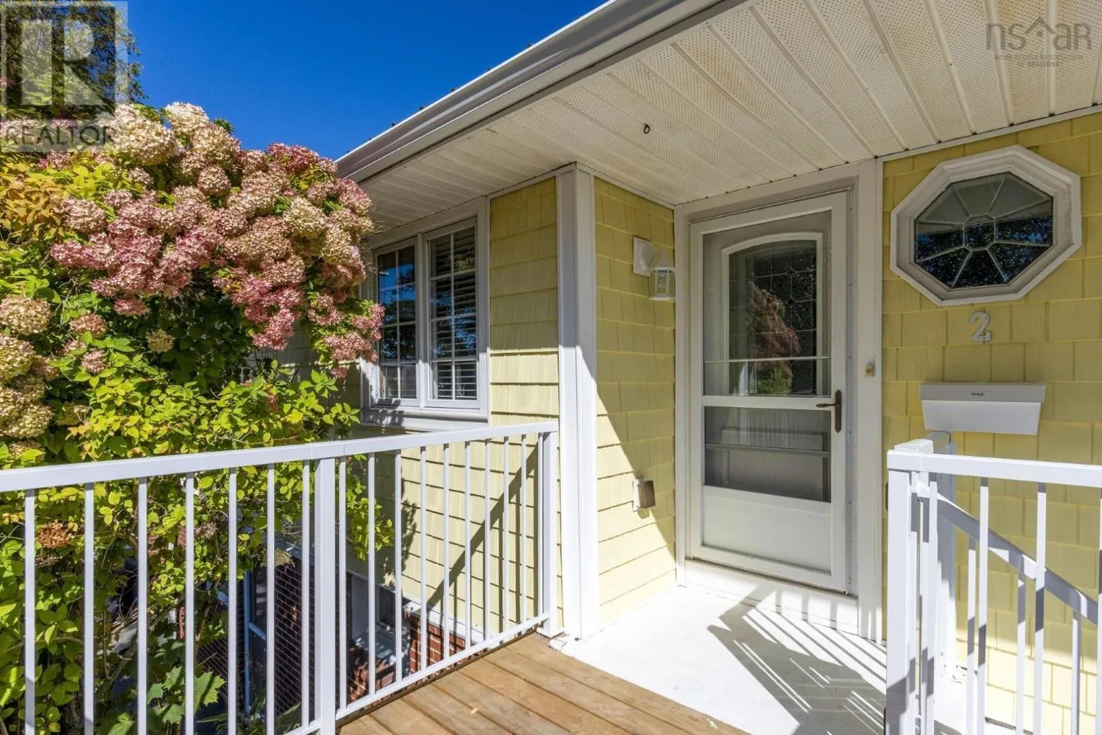 2 Ryland Avenue
