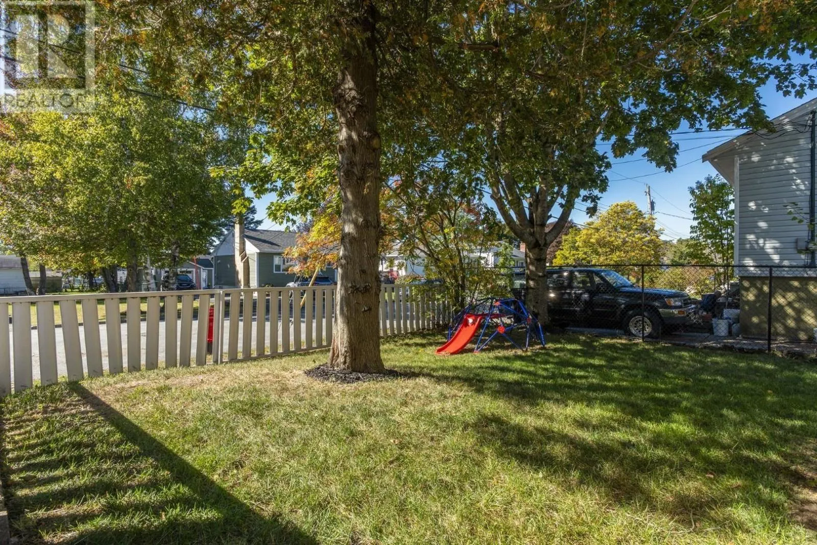 2 Ryland Avenue