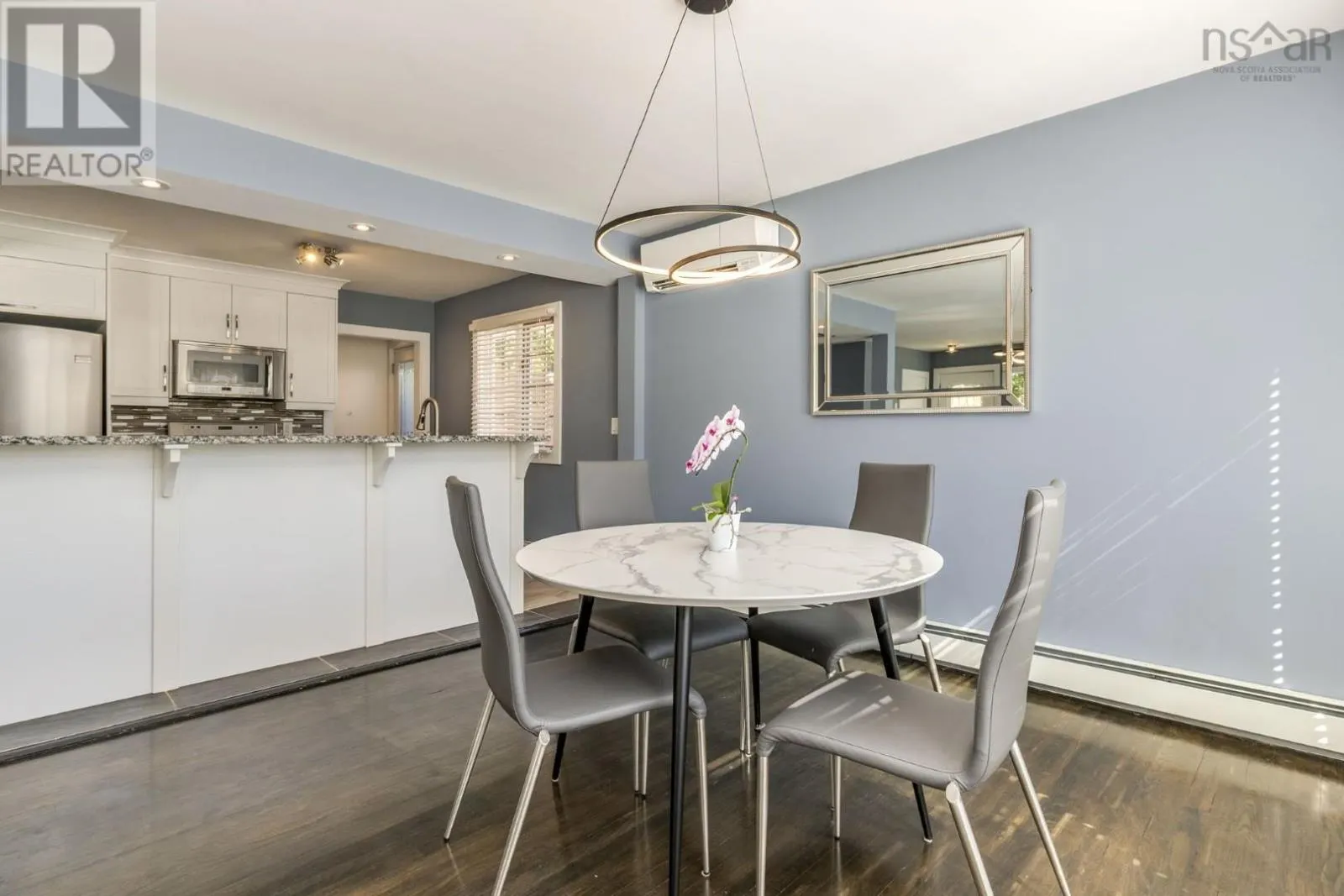 2 Ryland Avenue