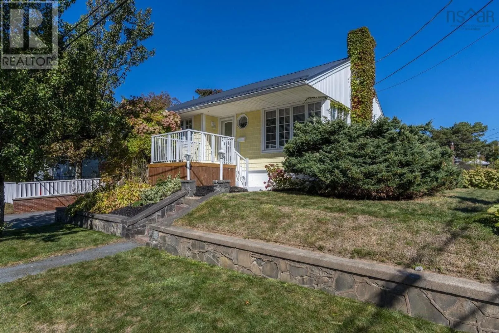 2 Ryland Avenue