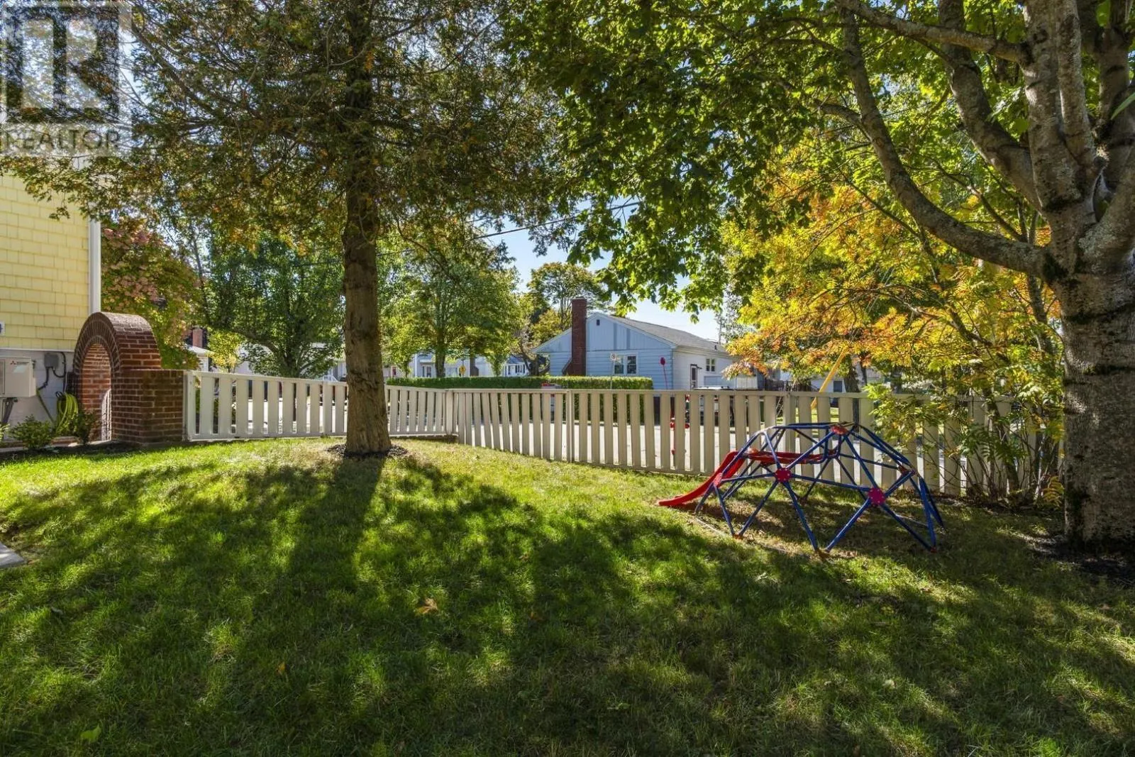 2 Ryland Avenue