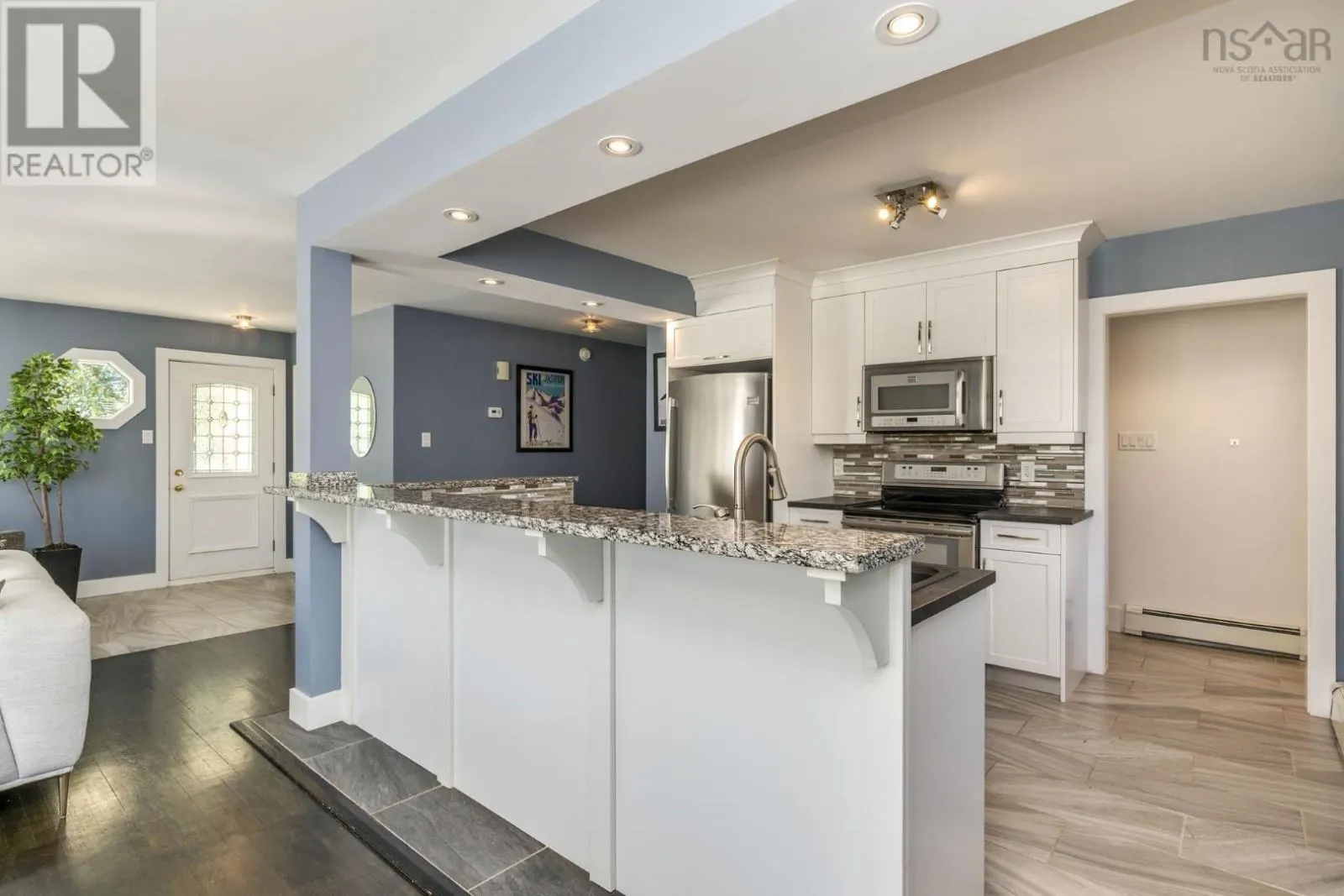 2 Ryland Avenue