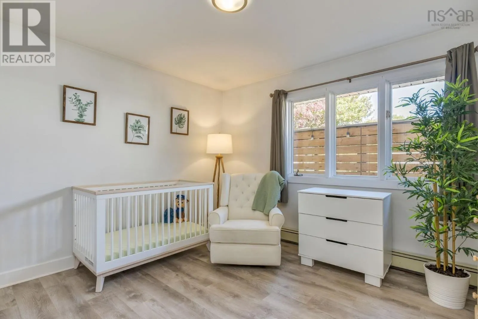 2 Ryland Avenue