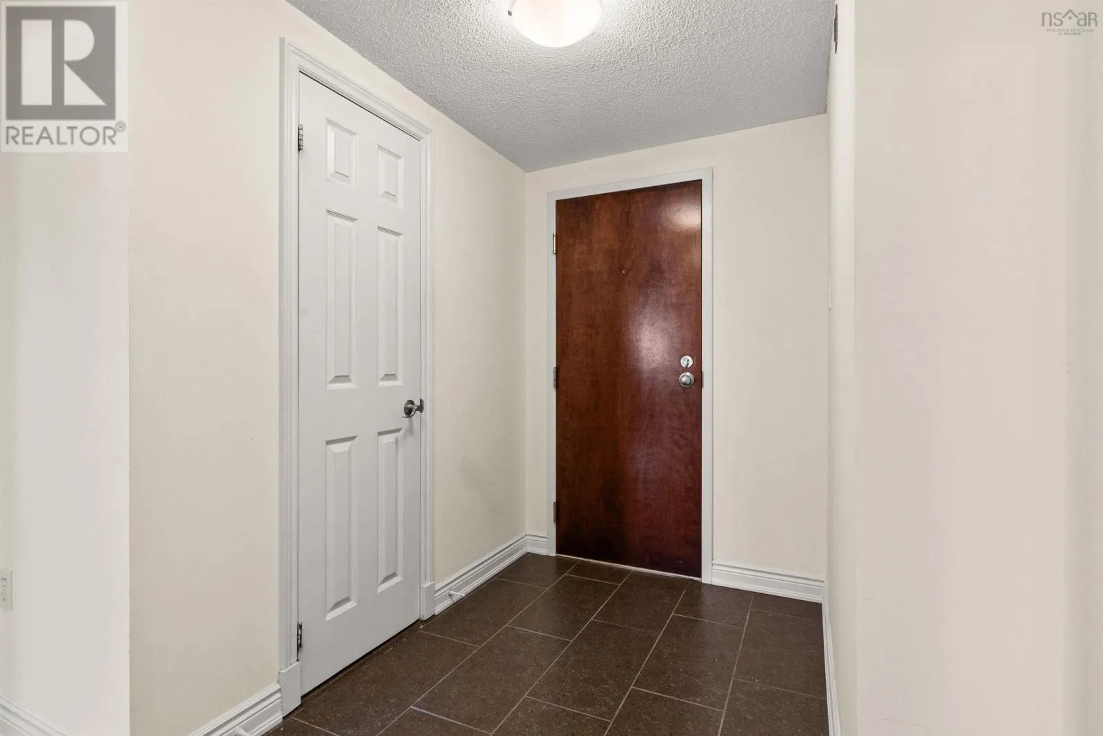 301 5530 Artillery Place