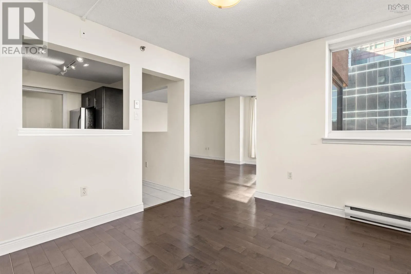 301 5530 Artillery Place