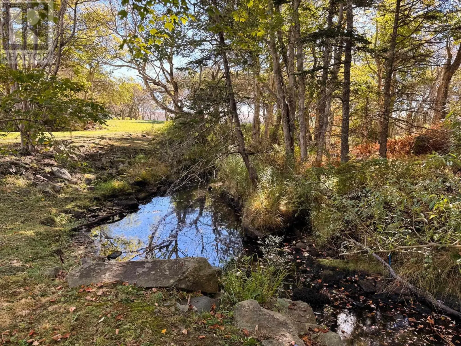 47 Lakeside Road
