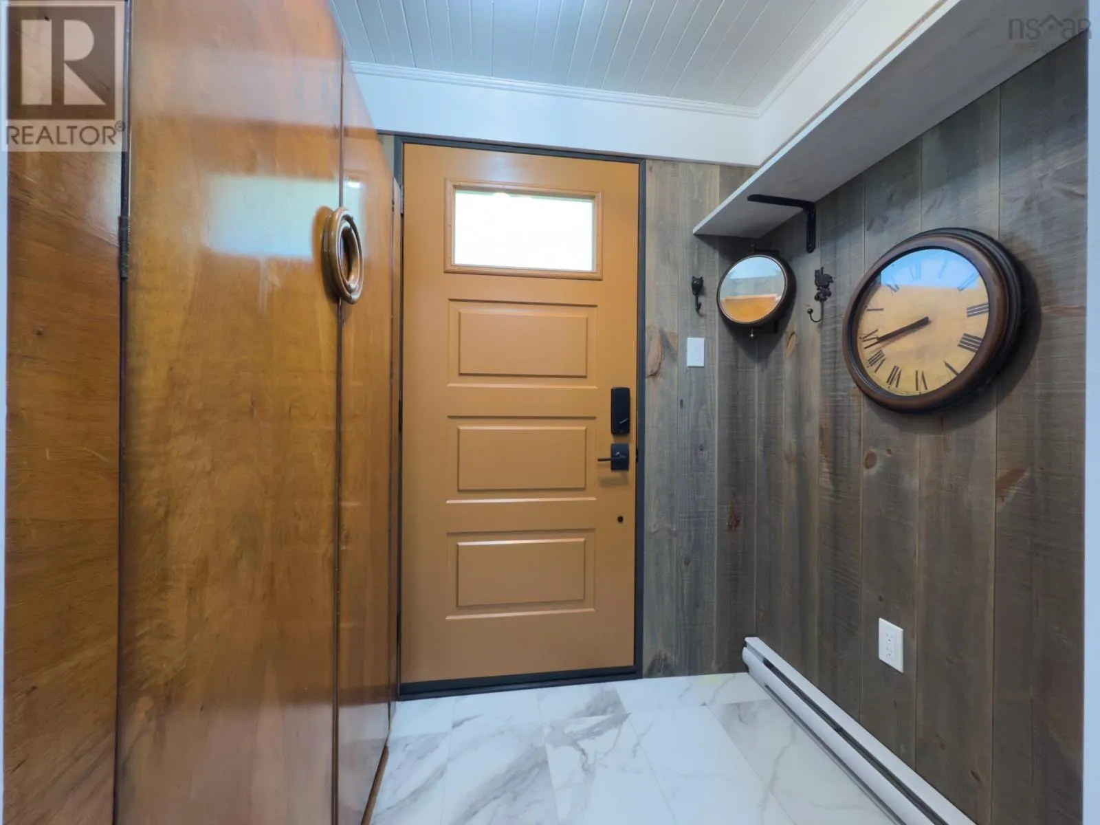 47 Lakeside Road