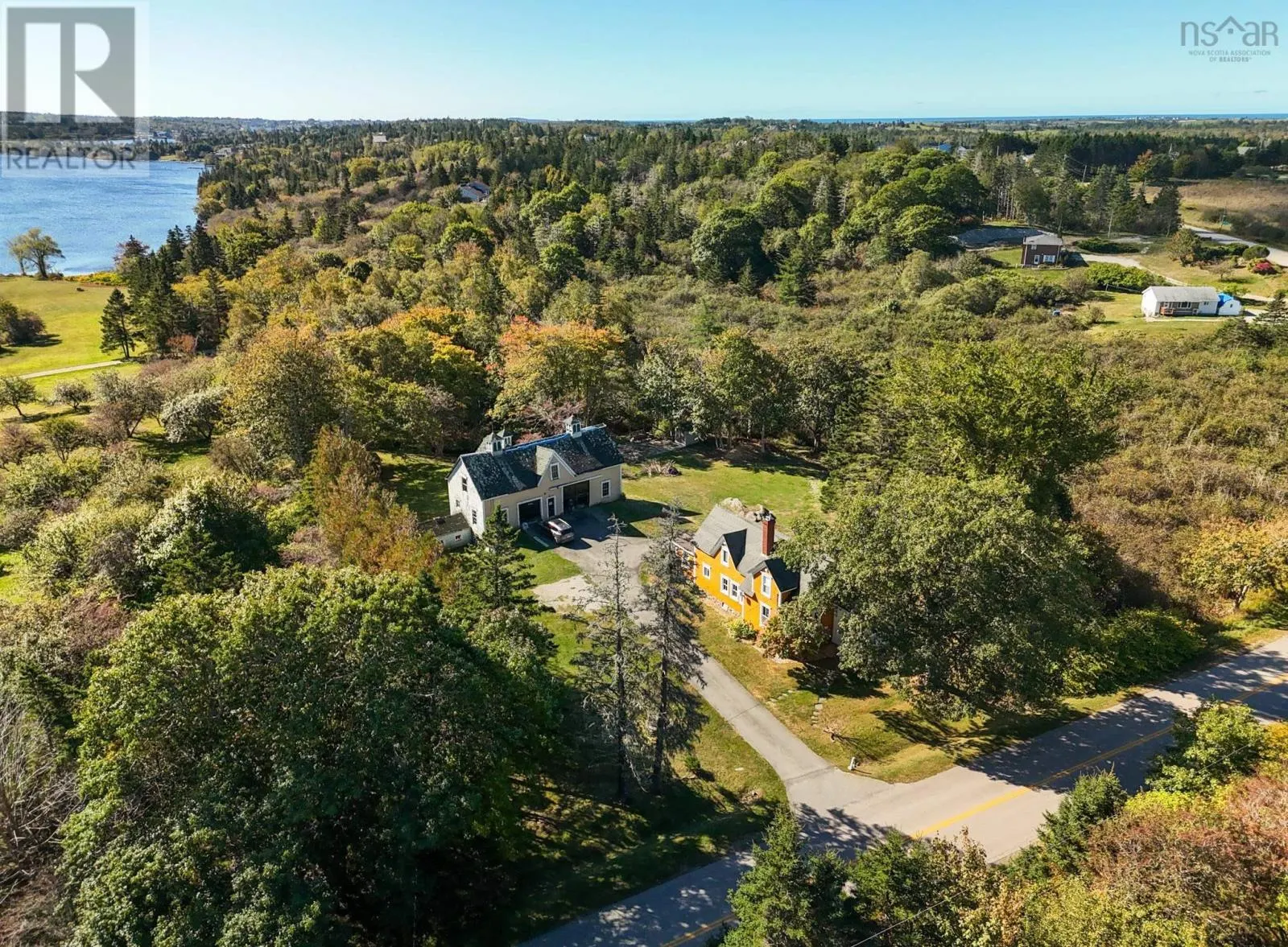 47 Lakeside Road