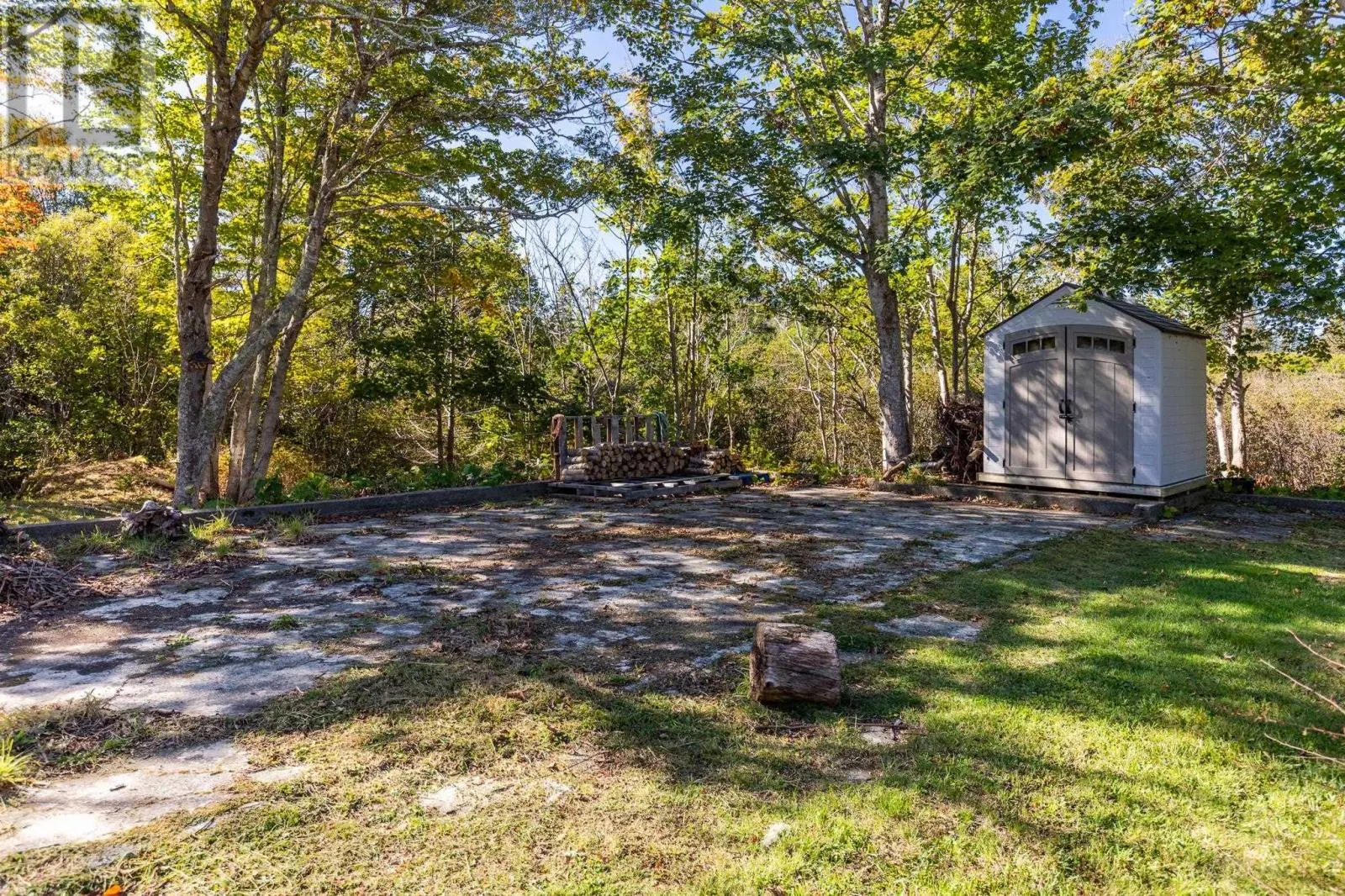 47 Lakeside Road