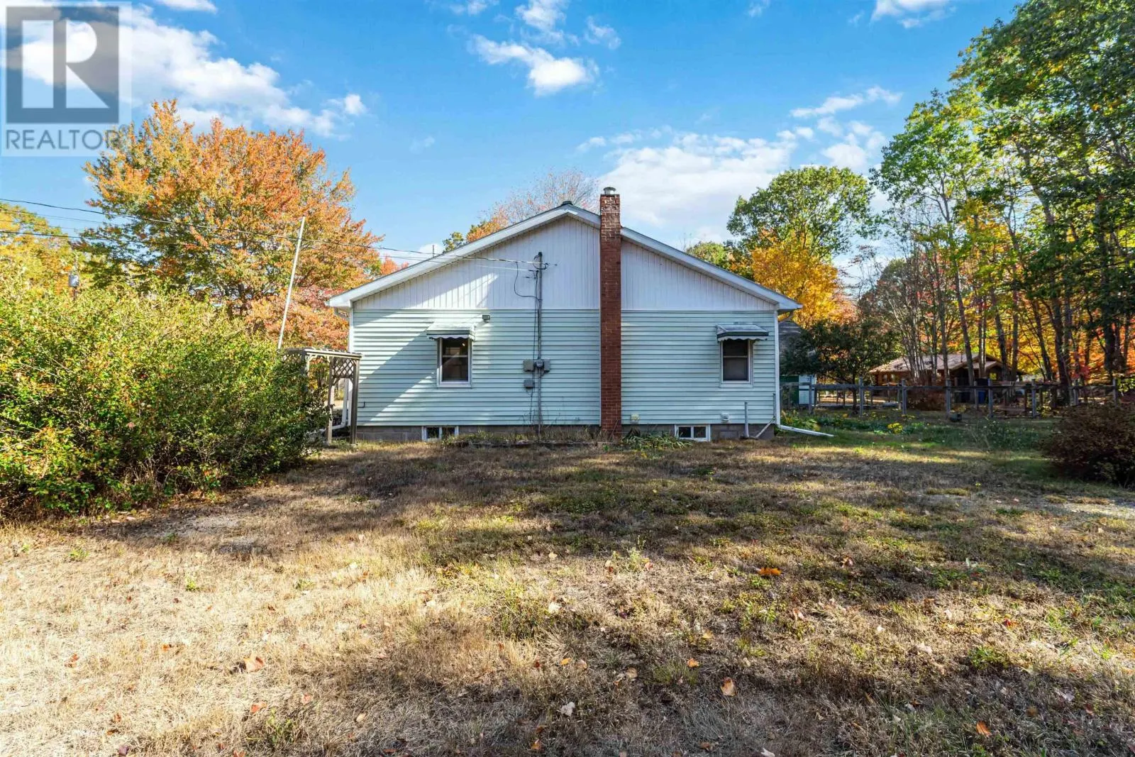 26 Pleasant Street