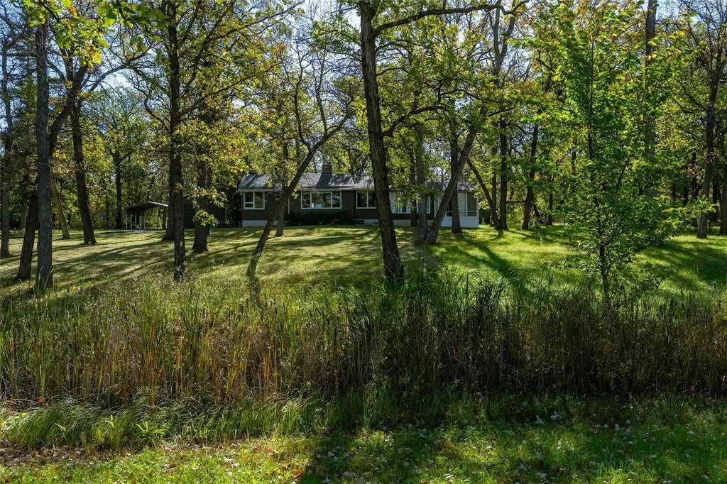 3293 Henderson Highway