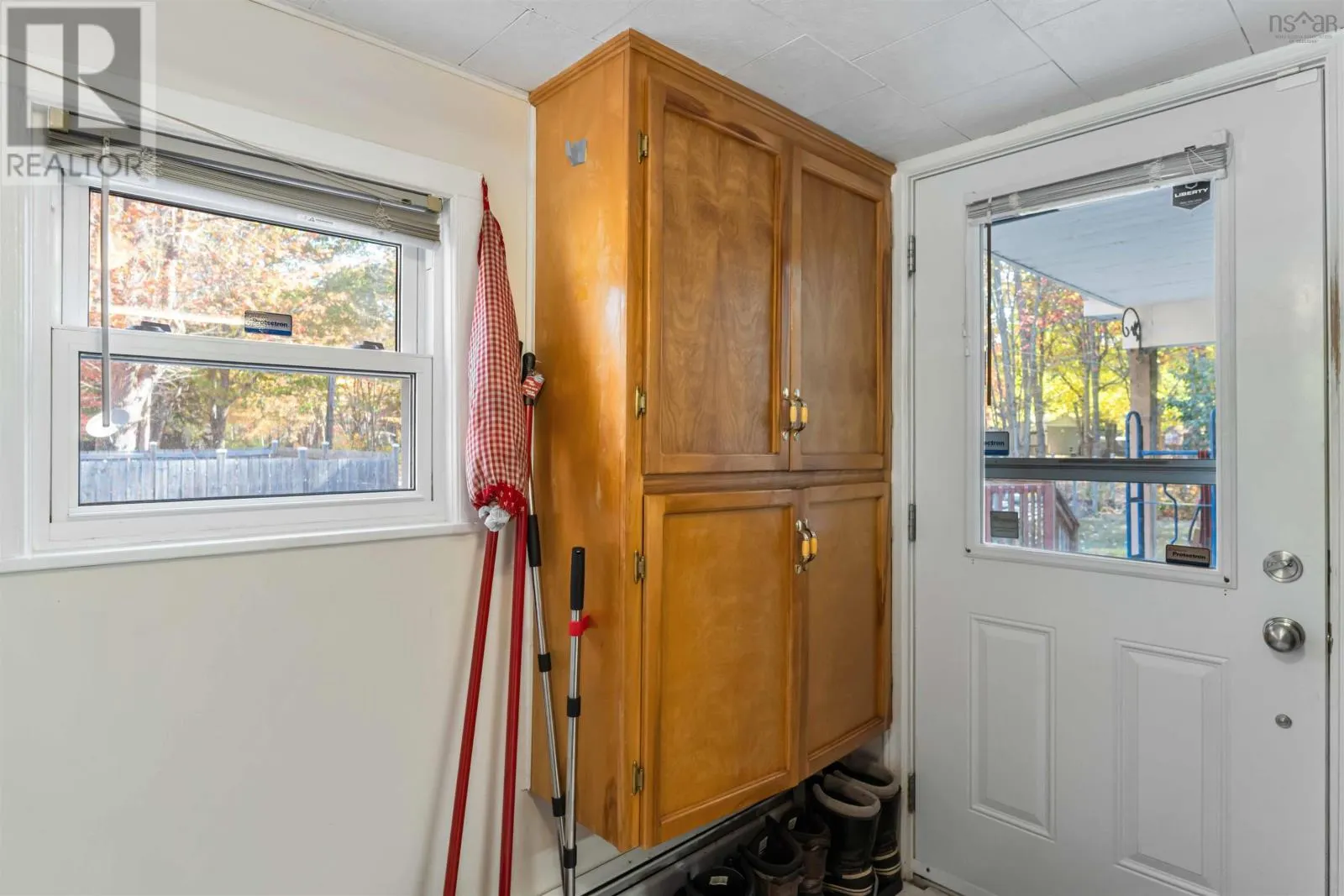 26 Pleasant Street