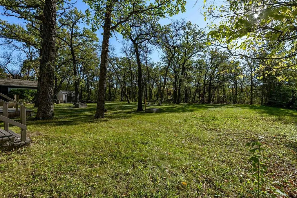3293 Henderson Highway