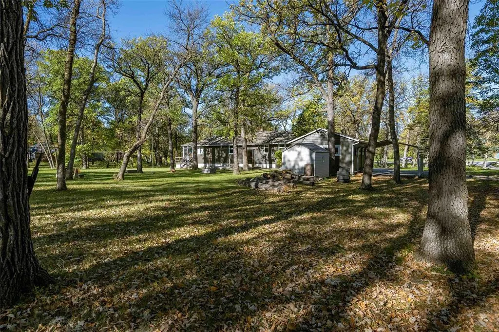 3293 Henderson Highway