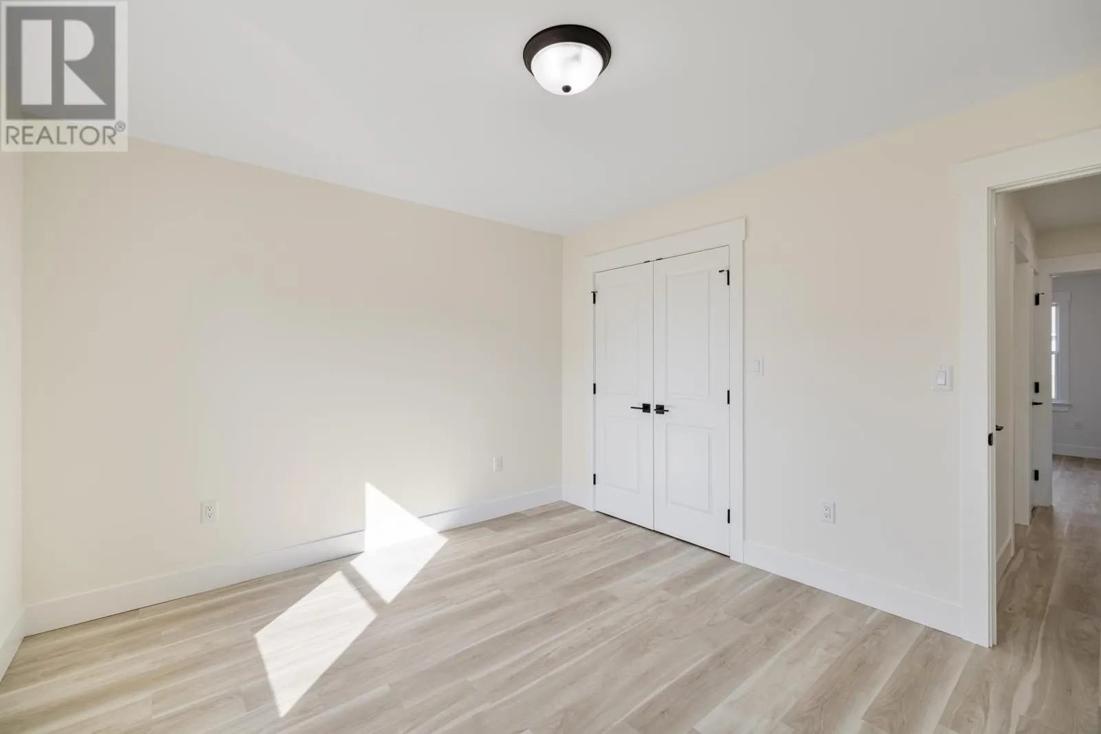 54 Smallwood Terrace