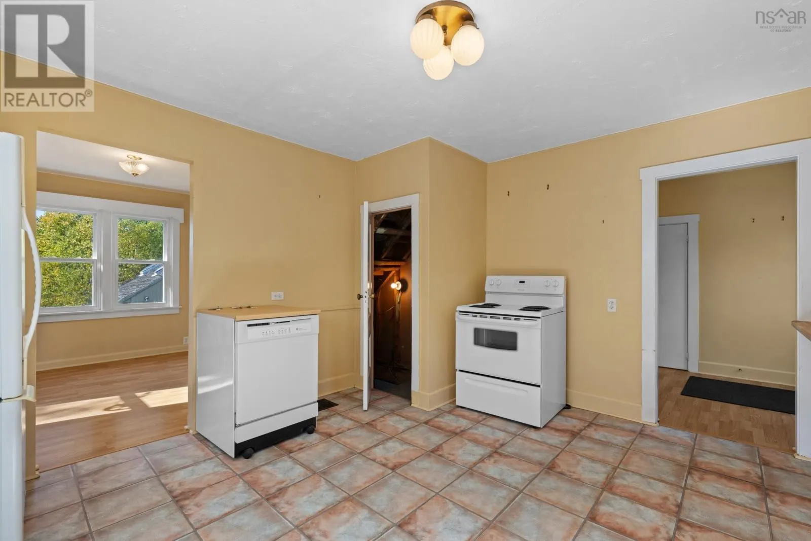 42 Charles Hiltz Road