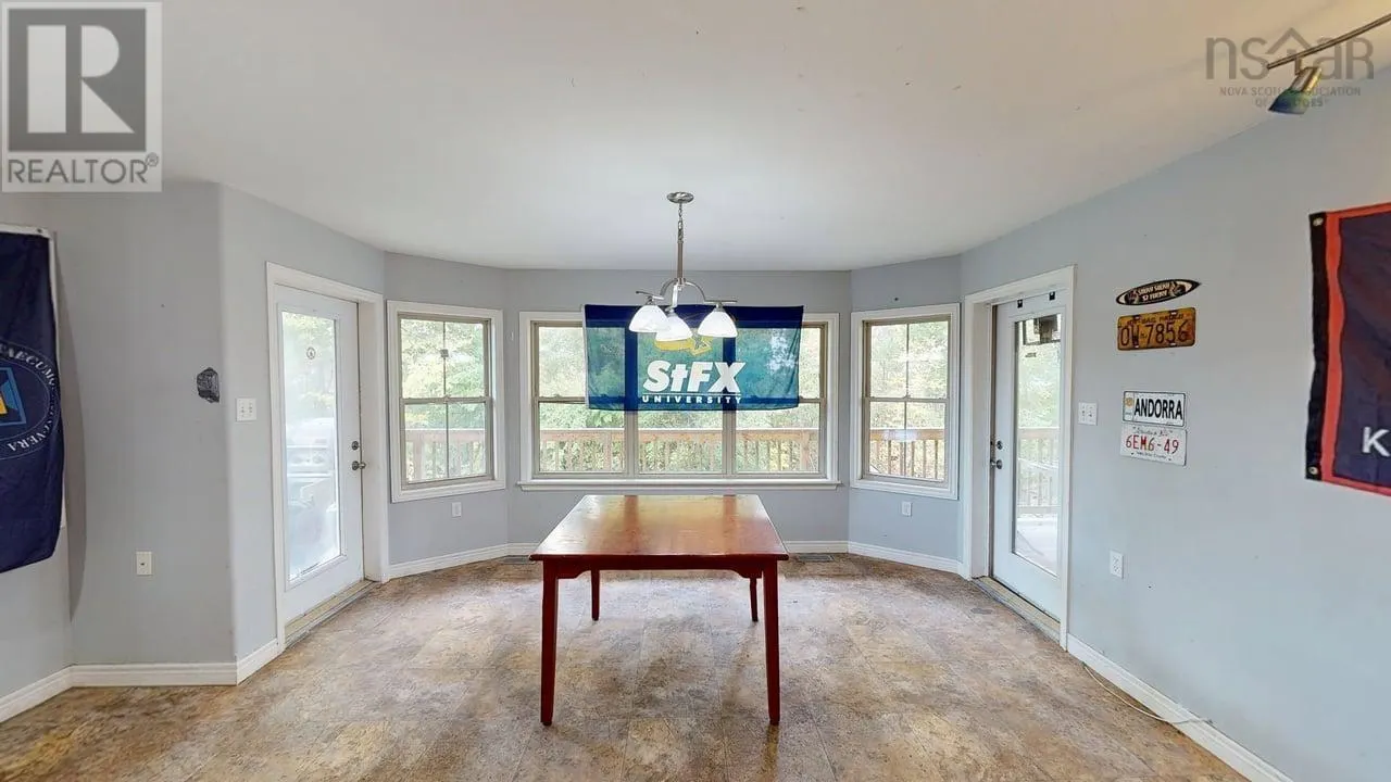14 Mariner Drive