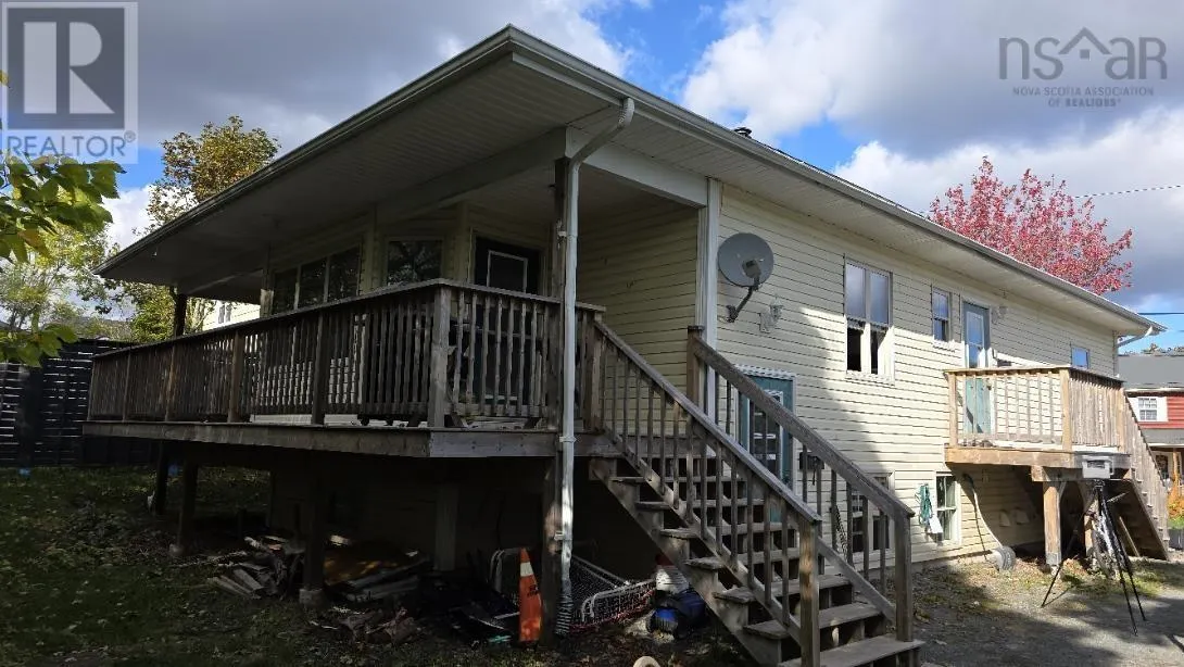 14 Mariner Drive