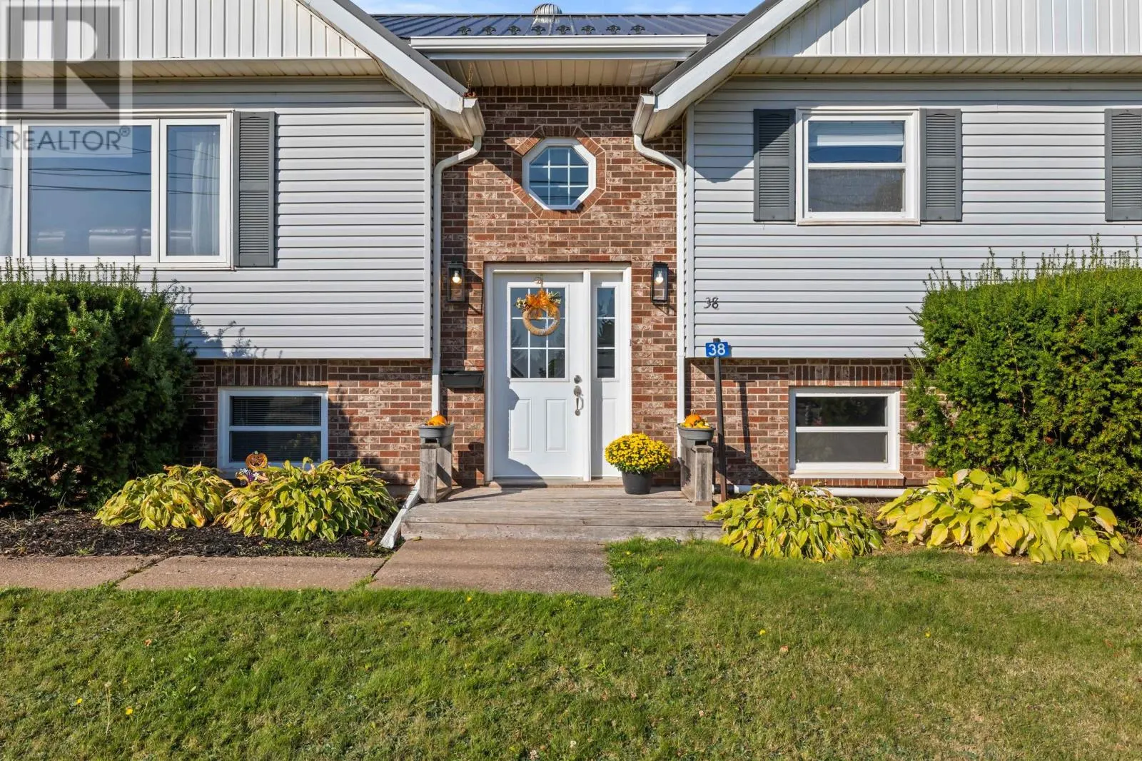 38 Taylor Crescent