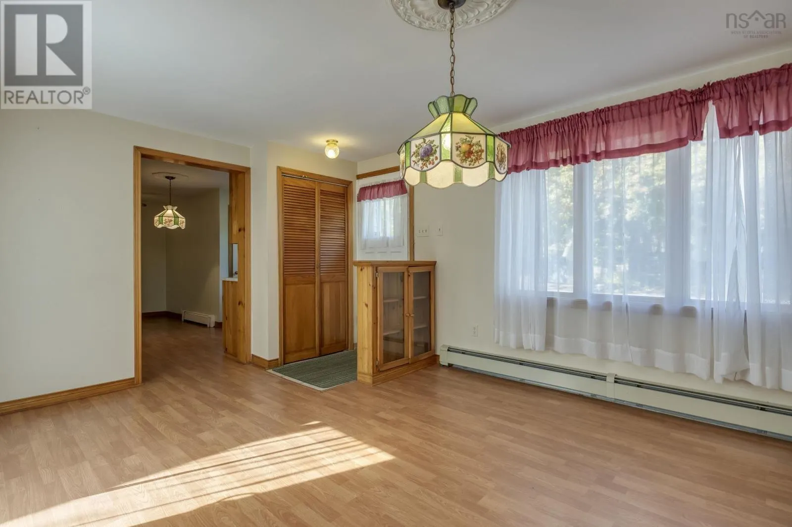 8 Redden Avenue
