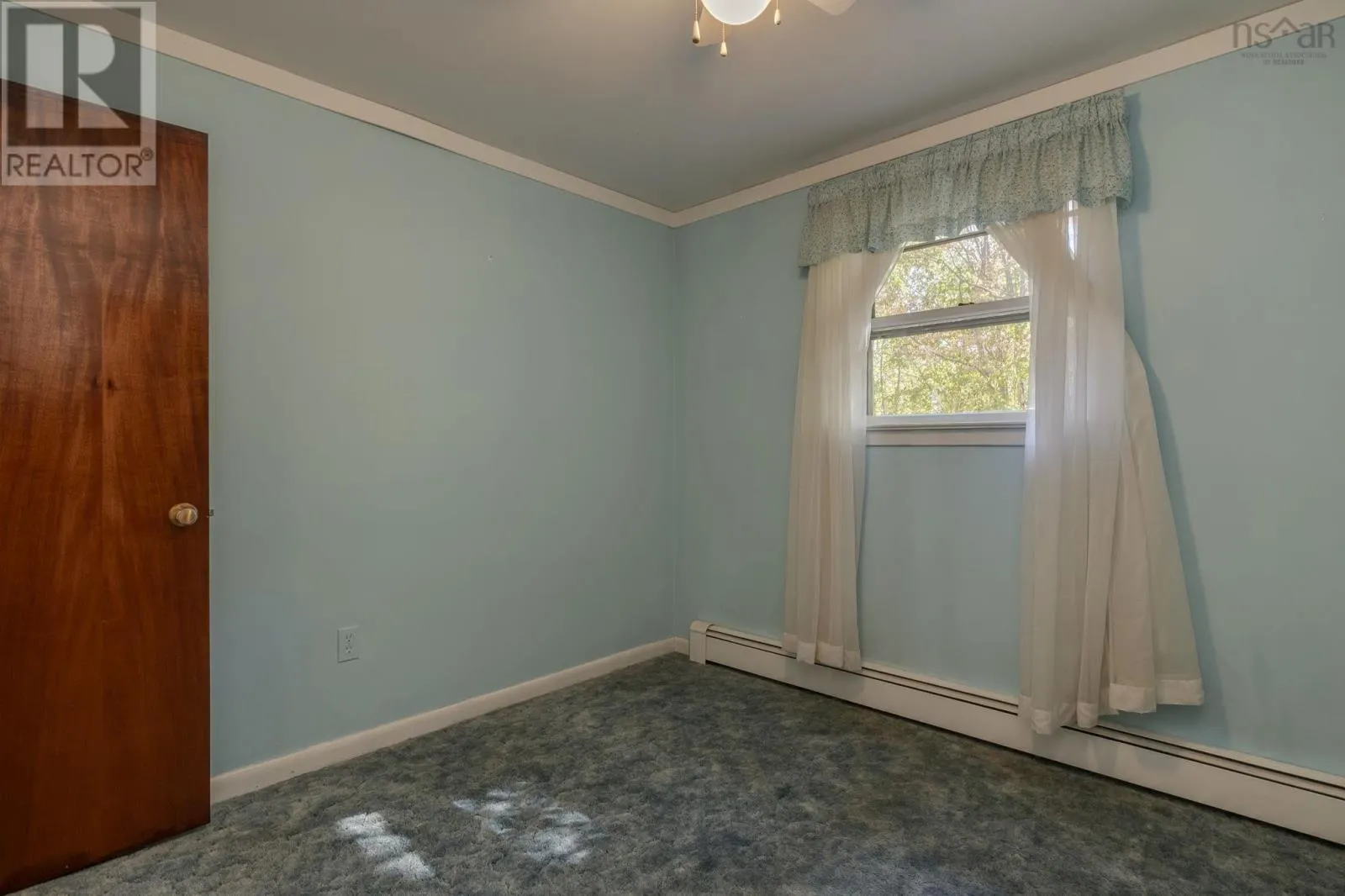 8 Redden Avenue