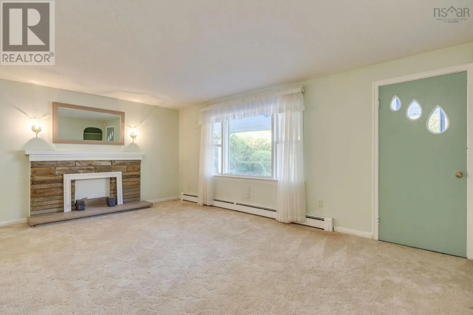 8 Redden Avenue