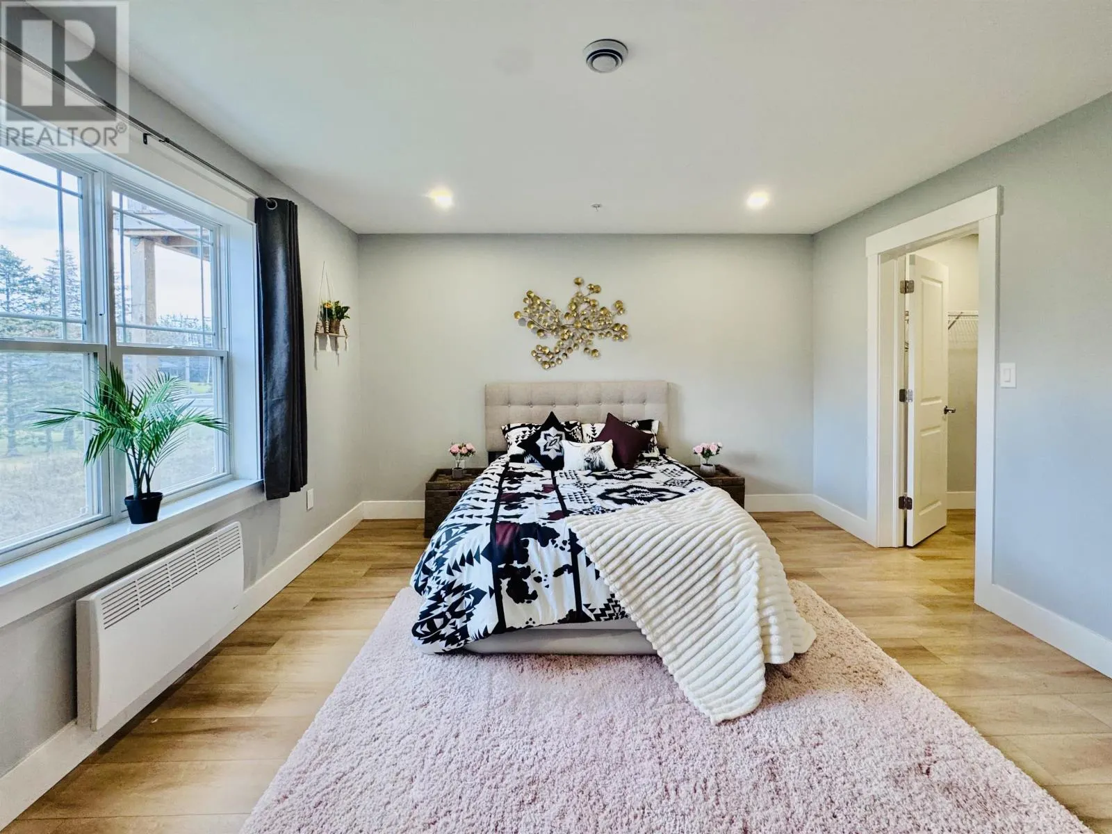 305 24 Gilbert Drive