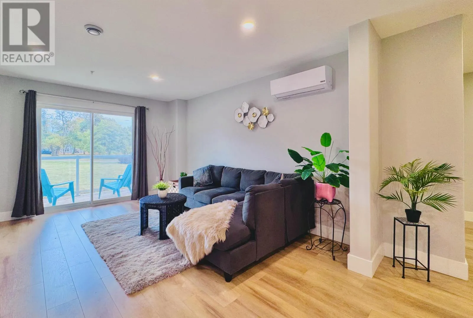 305 24 Gilbert Drive