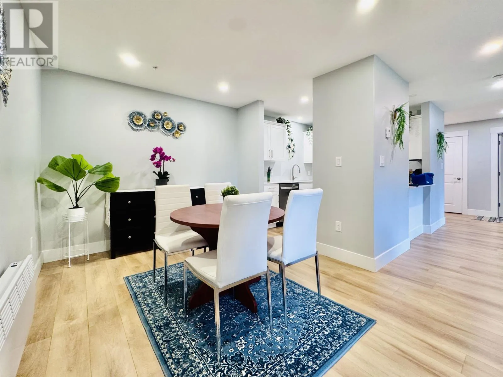 305 24 Gilbert Drive