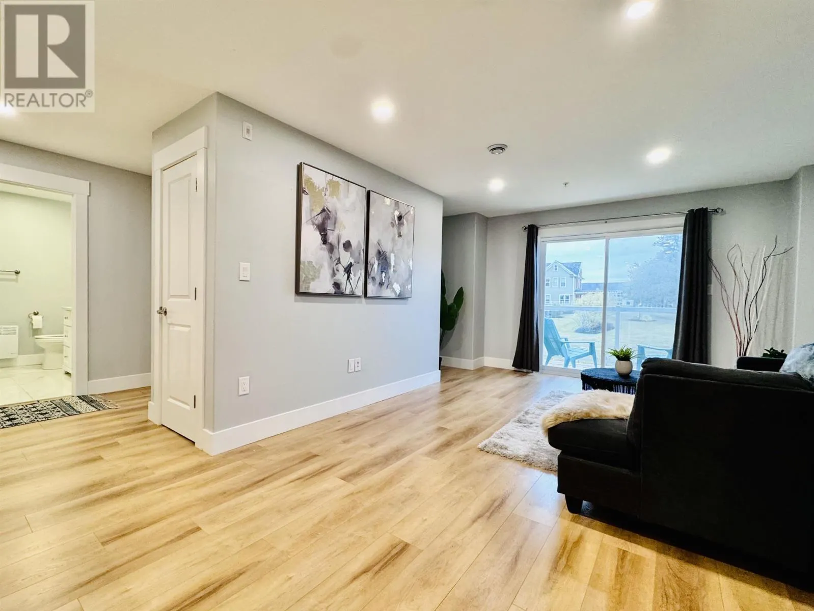 305 24 Gilbert Drive