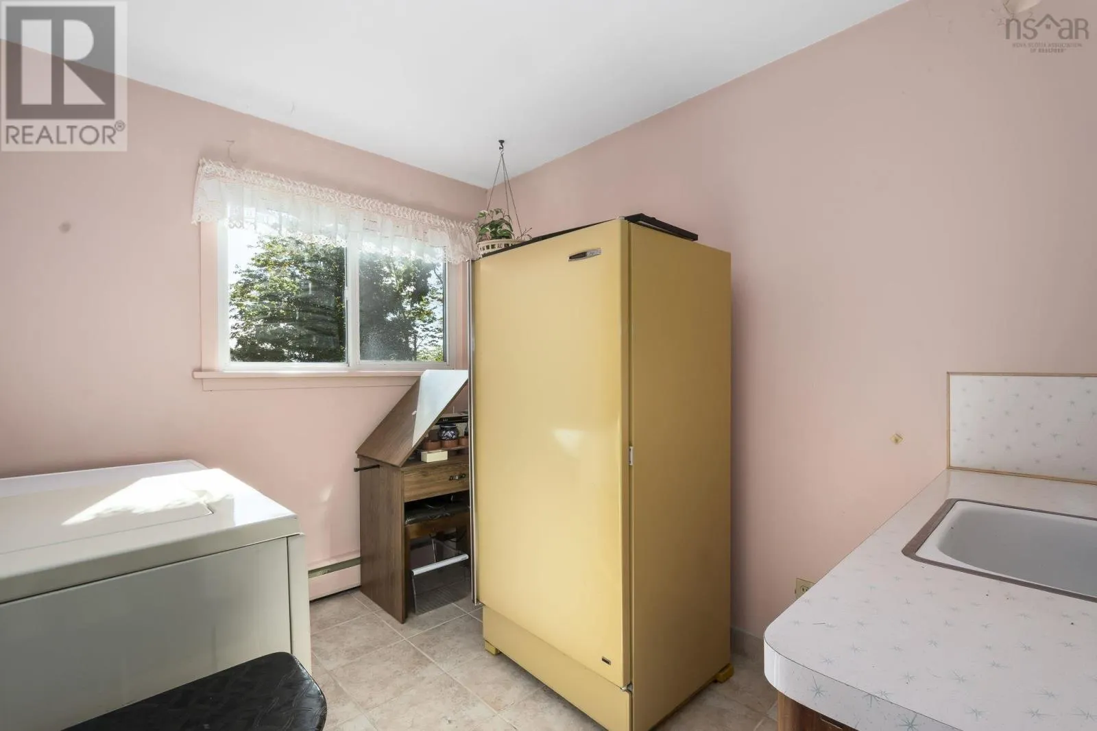 503 Basinview Drive