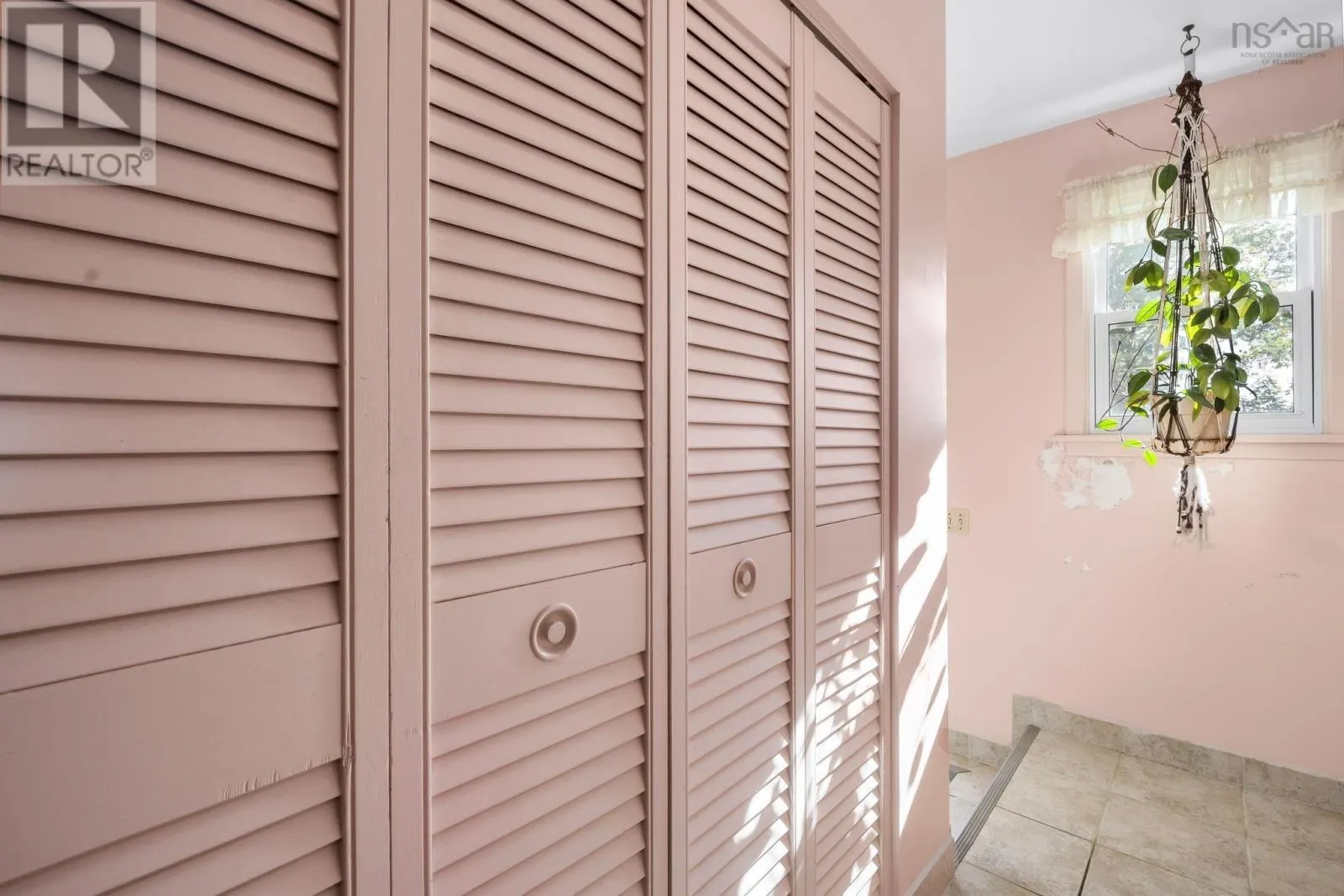 503 Basinview Drive