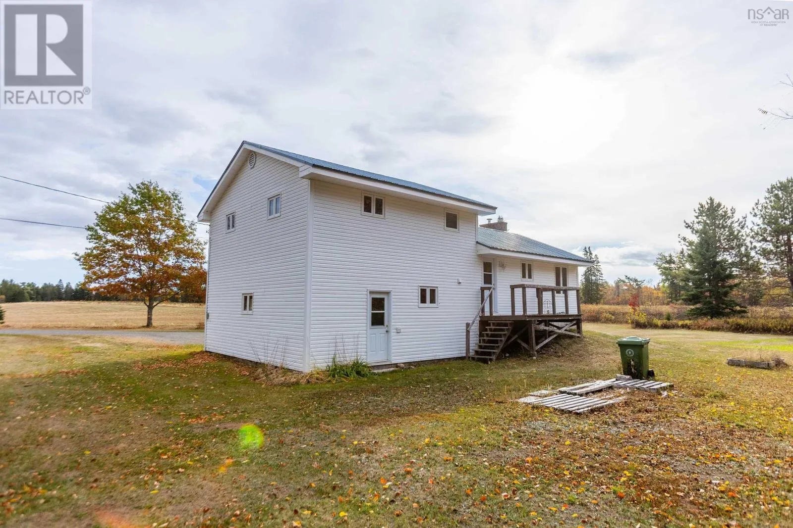 9242 Highway 2
