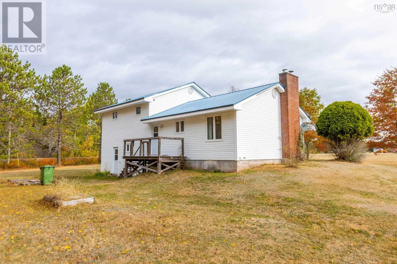 9242 Highway 2