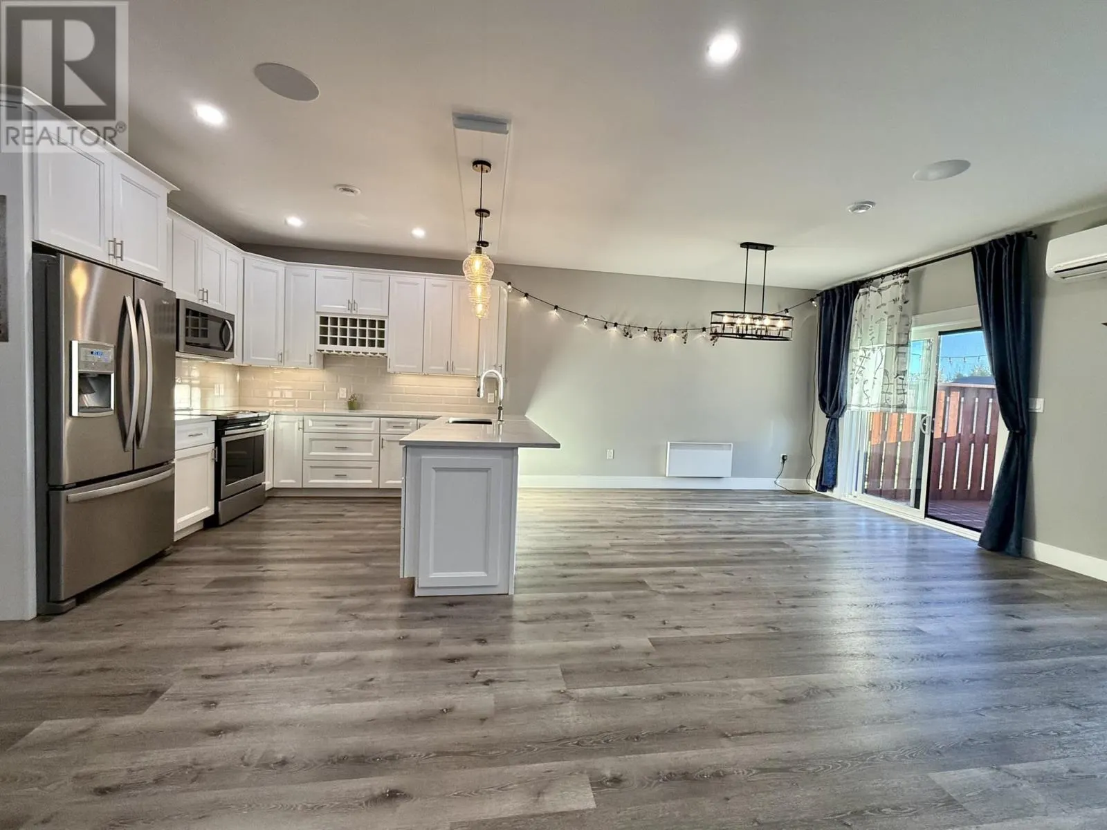 4 12 Harold Court