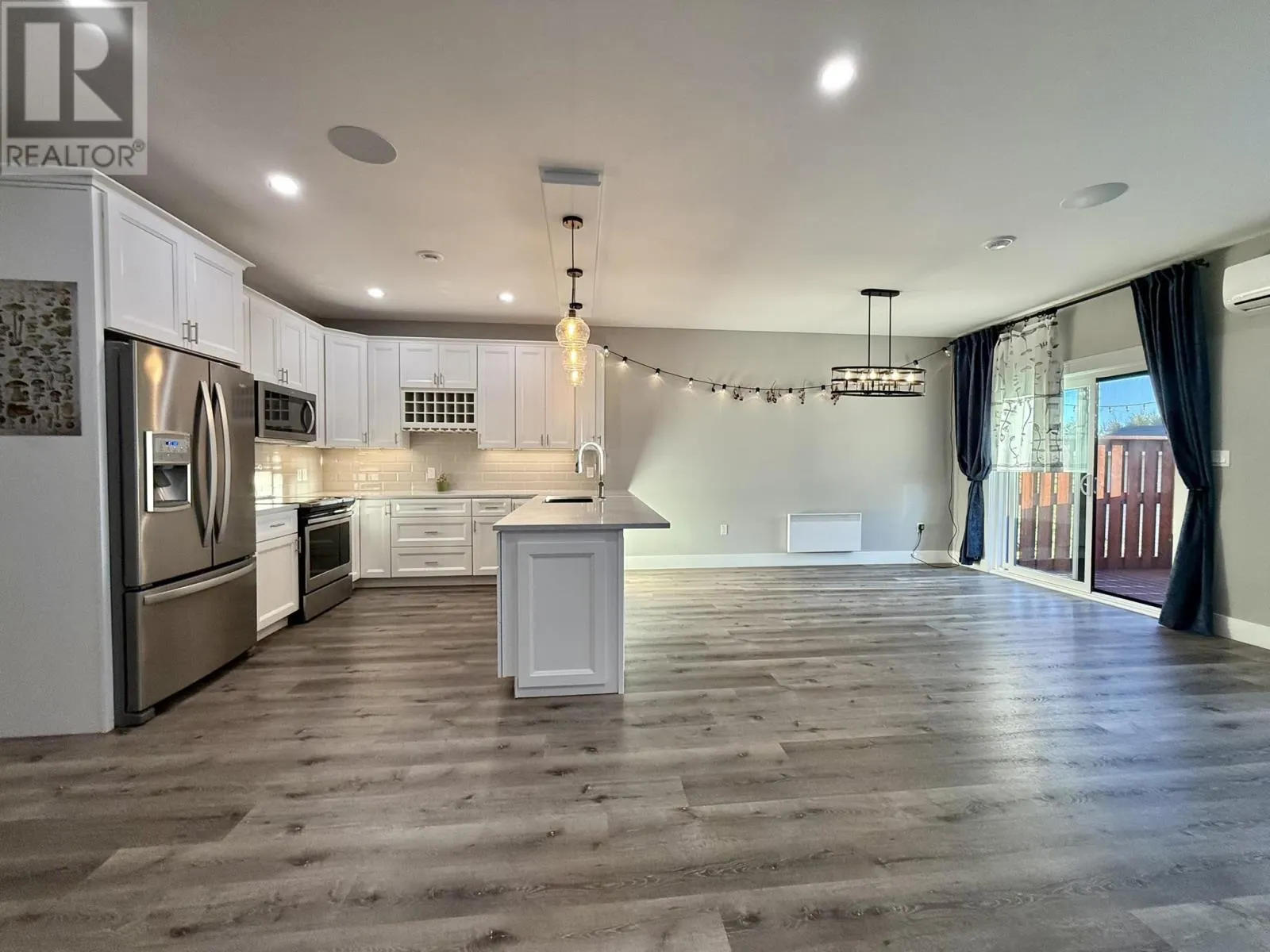 4 12 Harold Court
