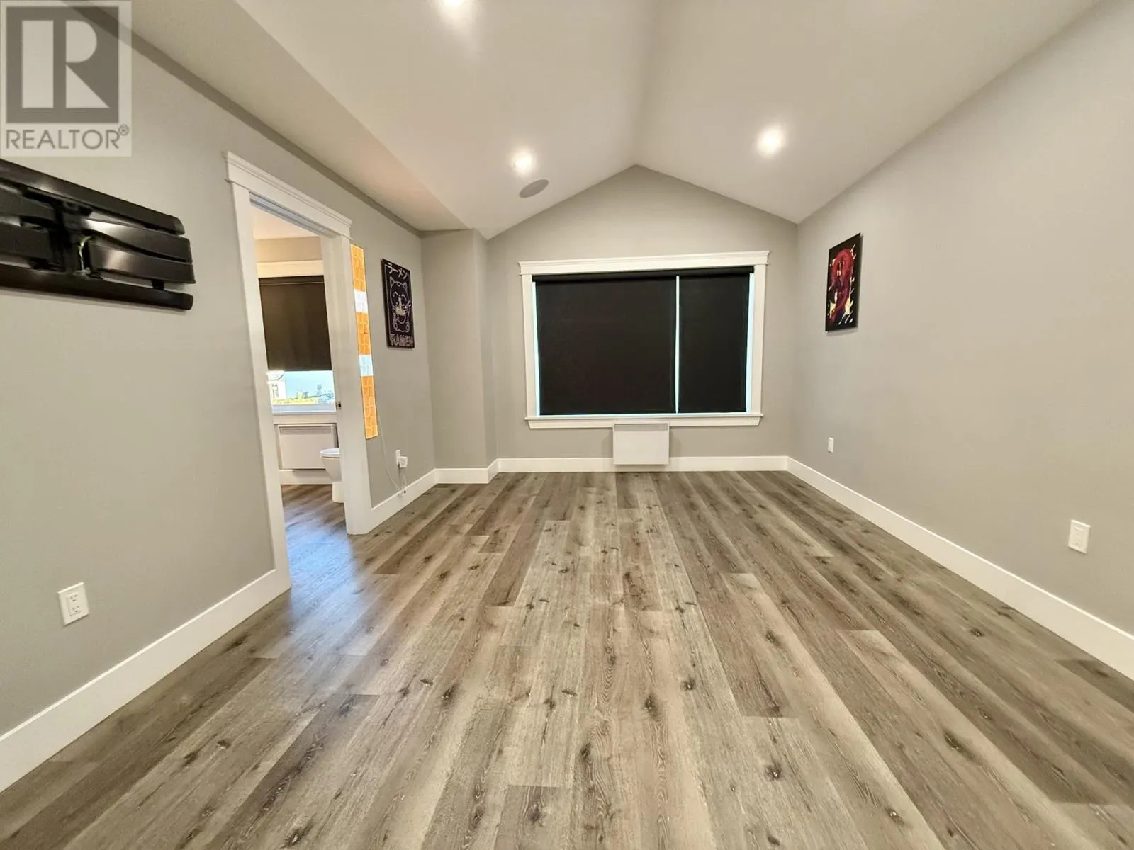 4 12 Harold Court