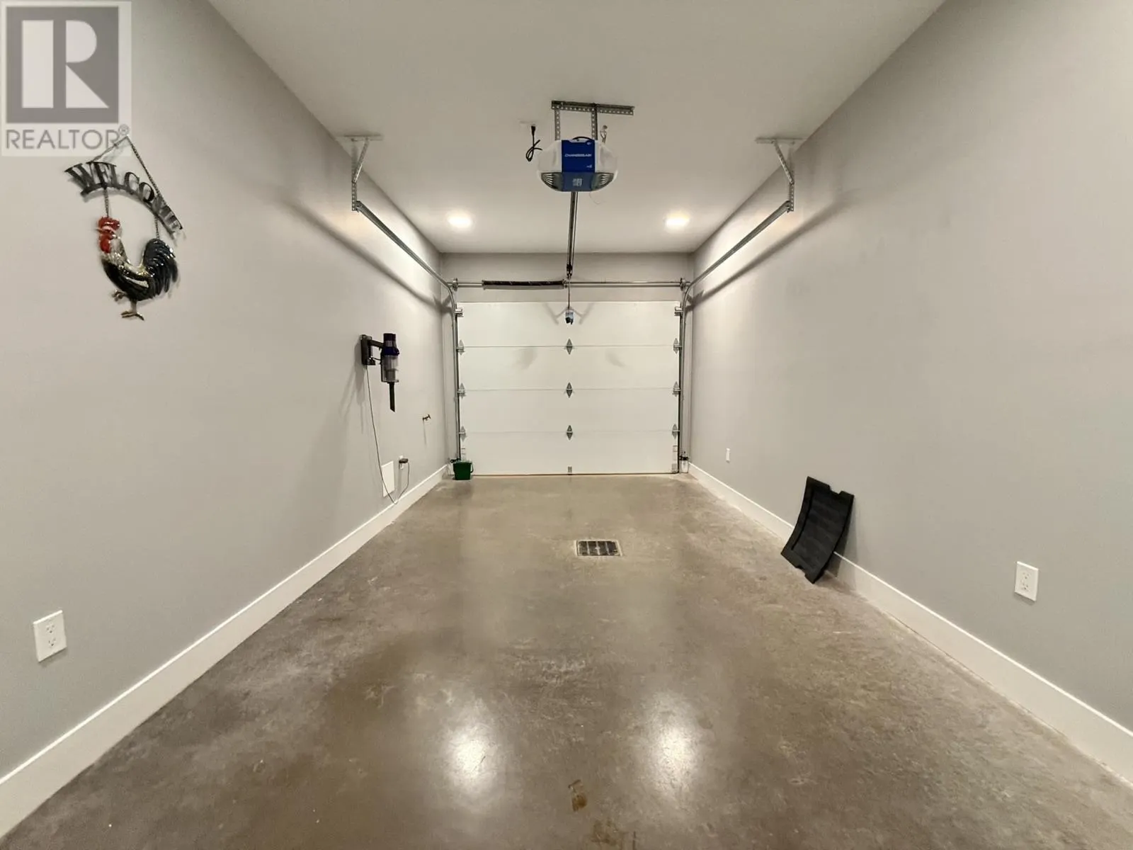 4 12 Harold Court