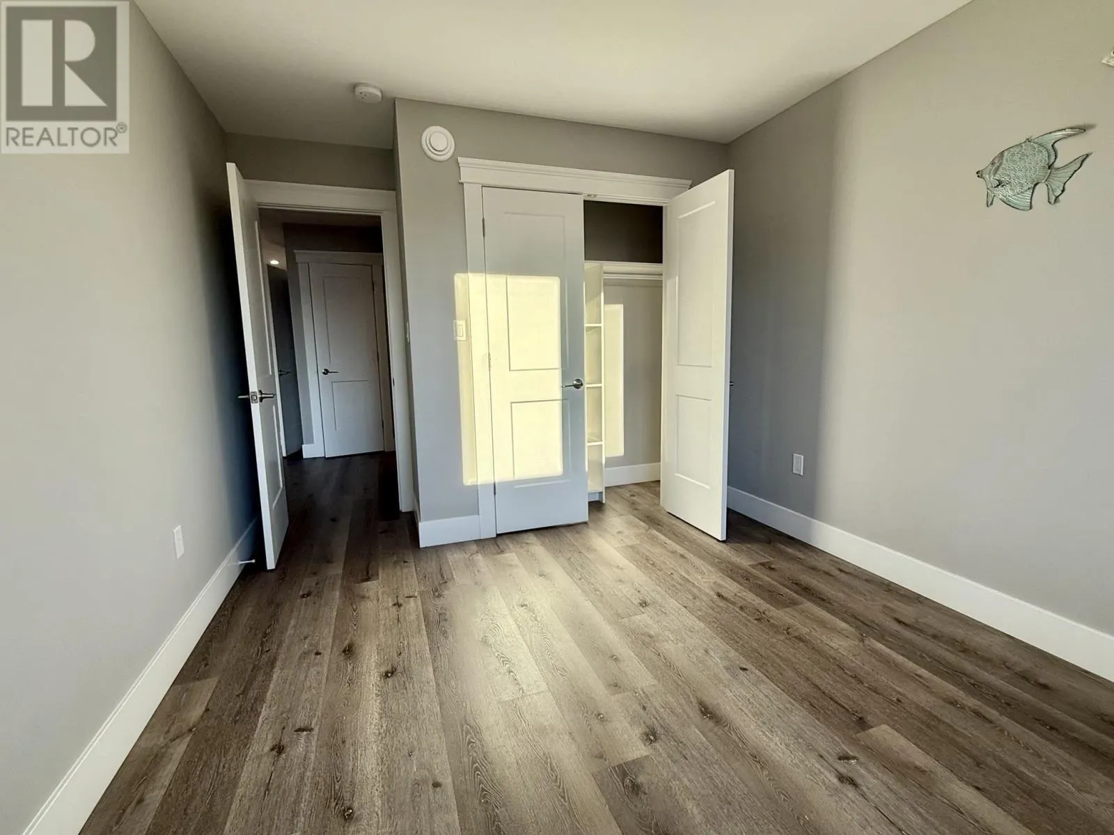 4 12 Harold Court