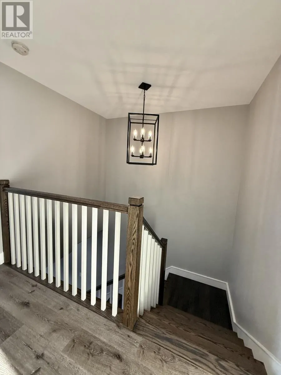 4 12 Harold Court
