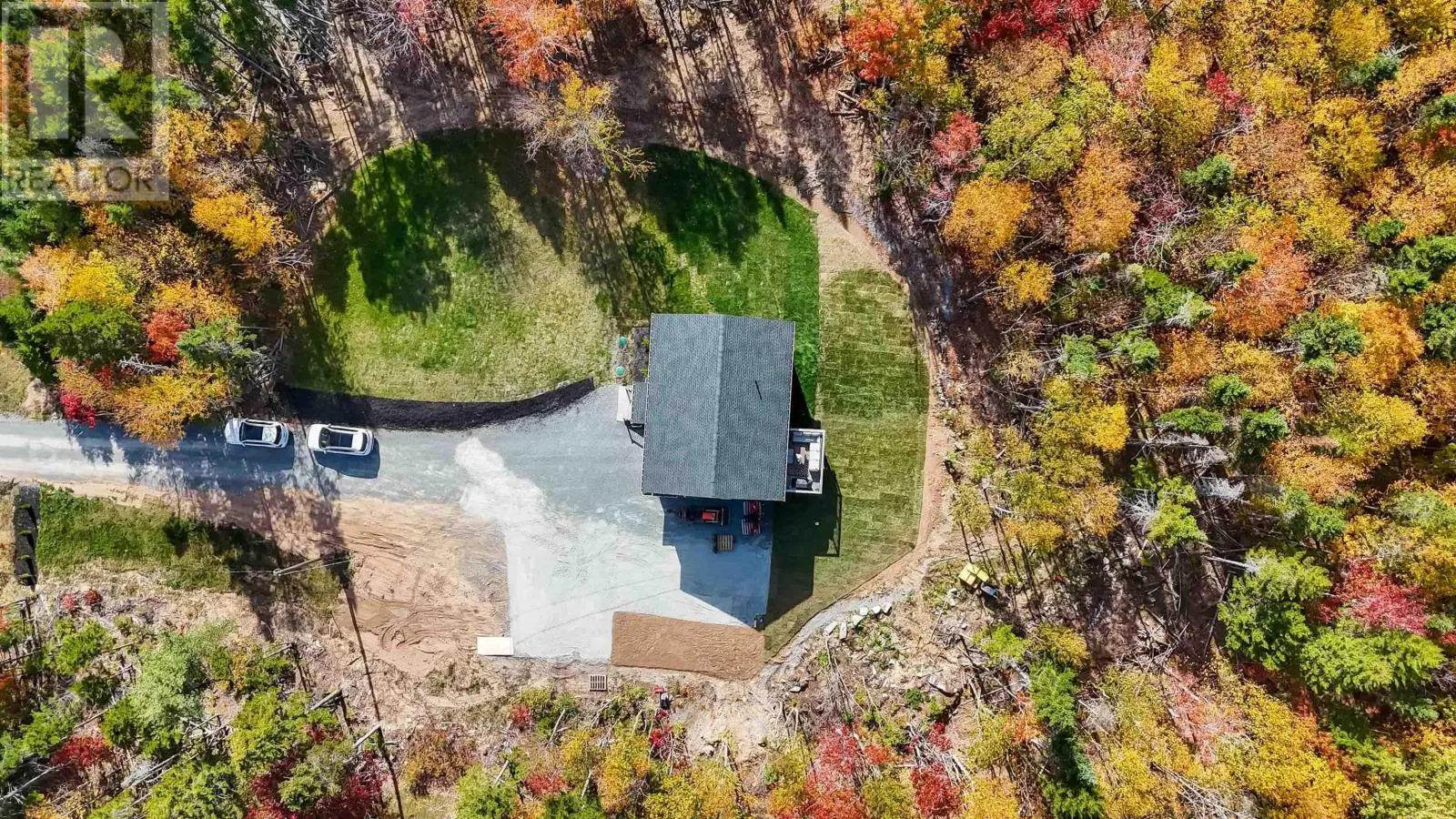 352 East Uniacke Road