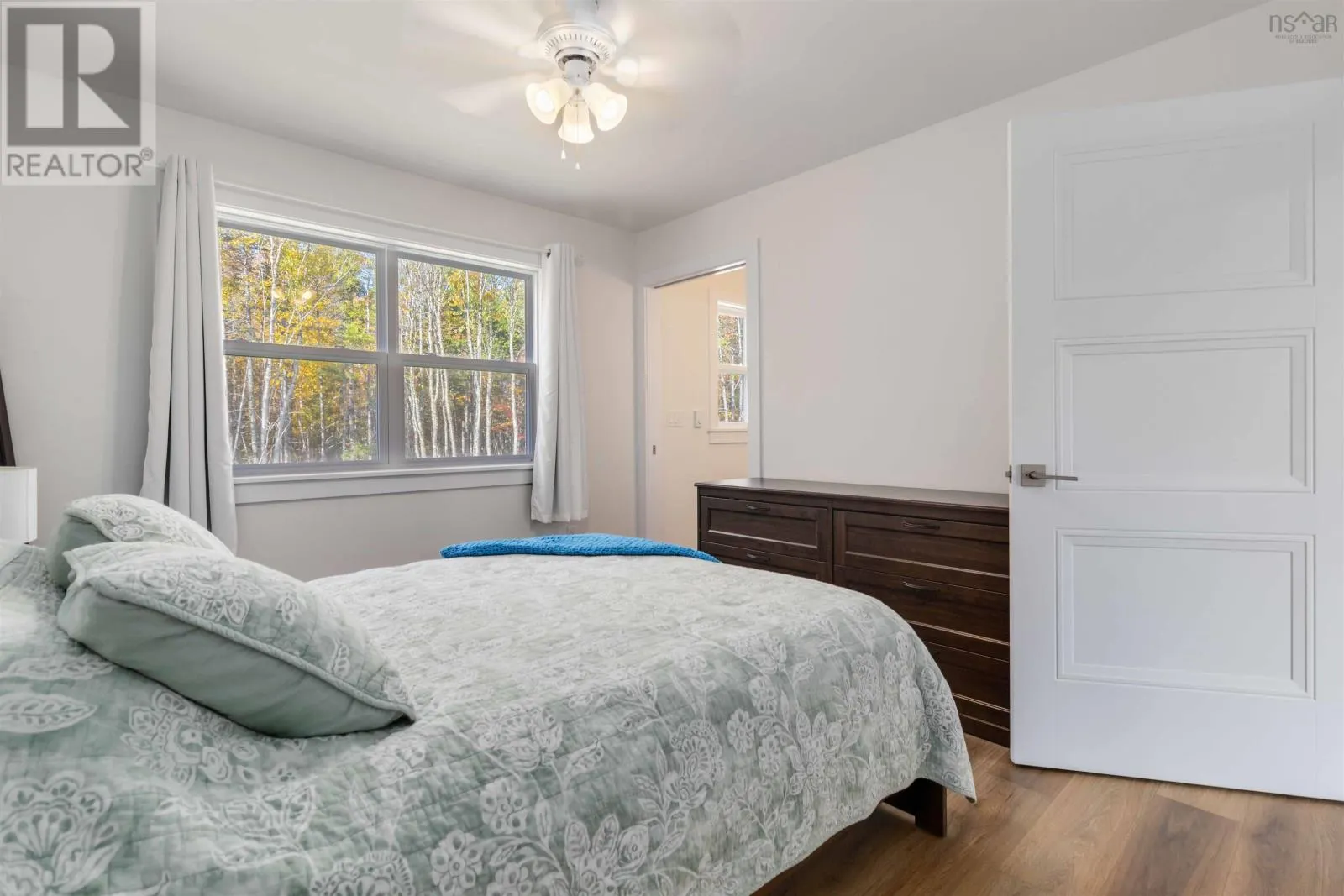 352 East Uniacke Road
