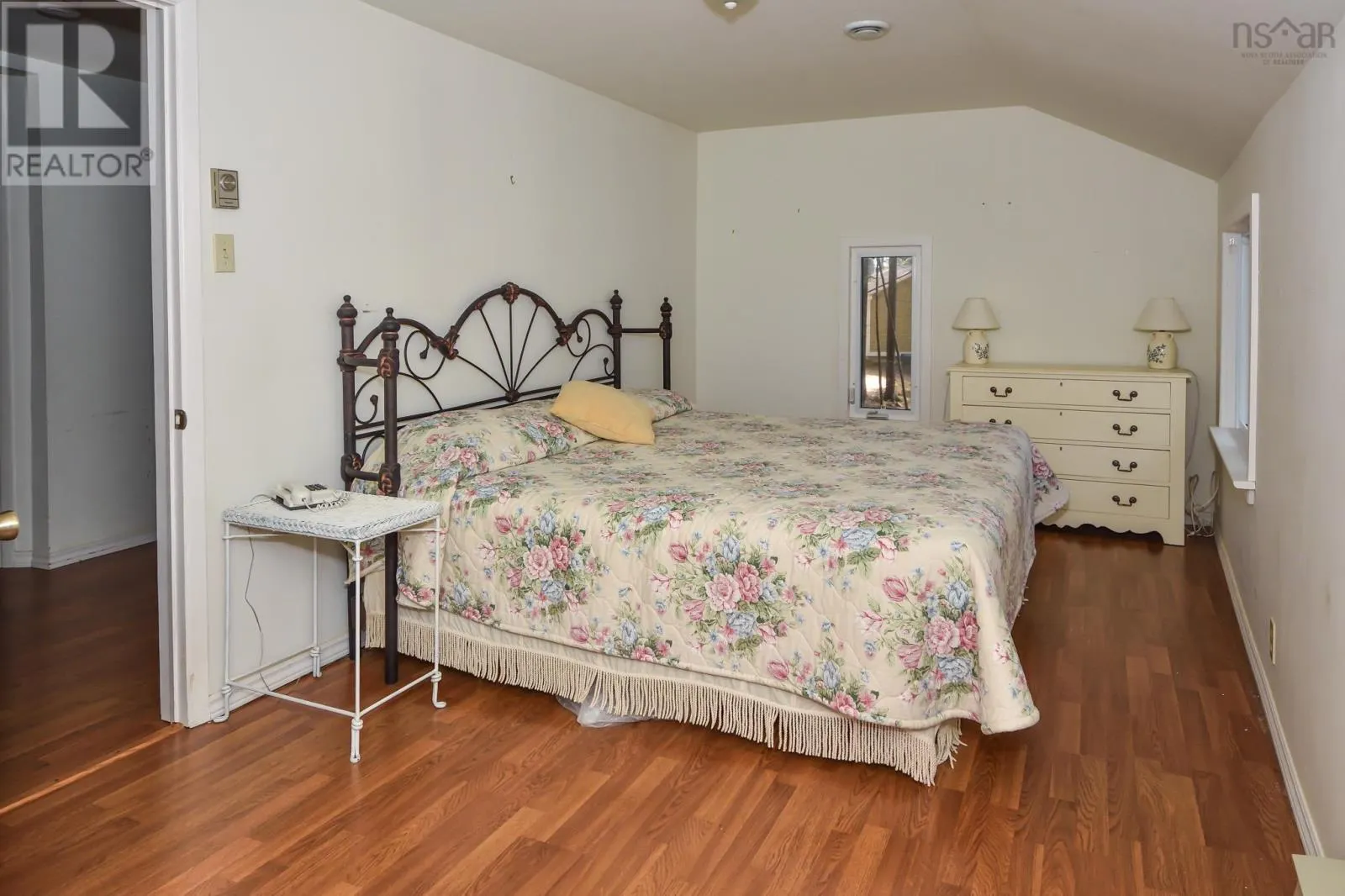 539 Canoe Island Road