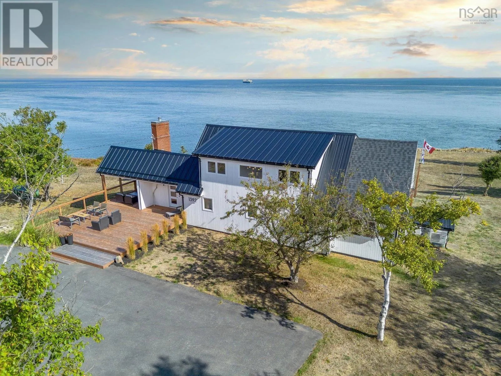 1392 Lighthouse Road