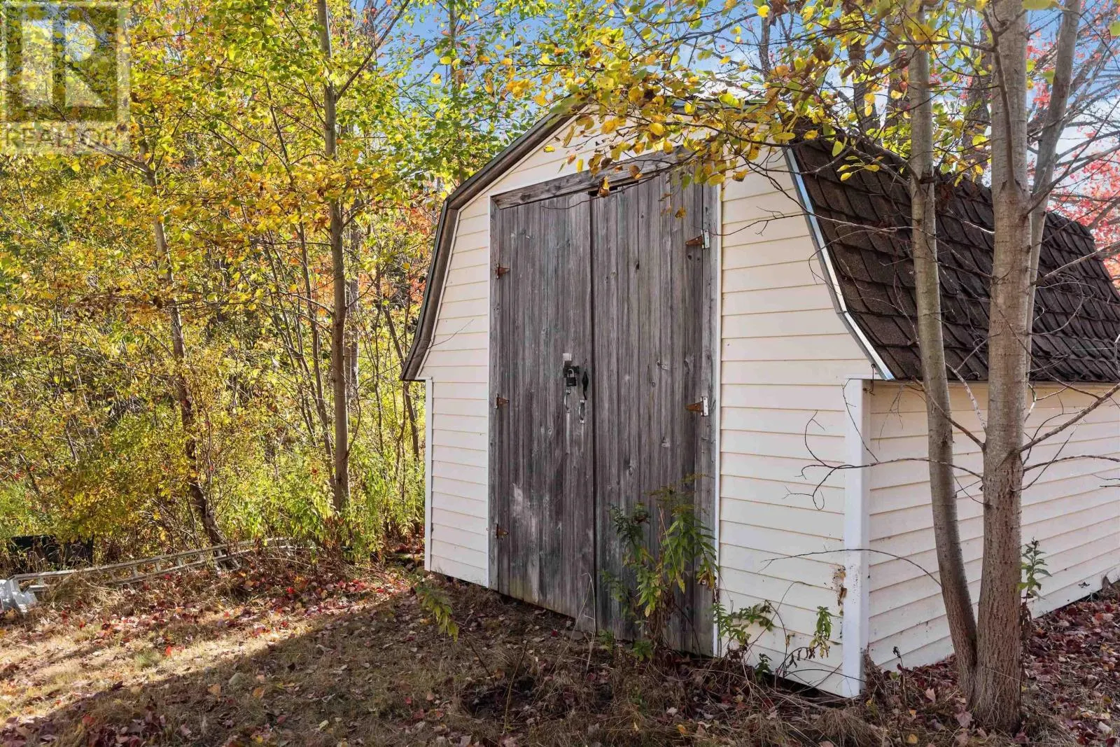 1119 Victoria Road