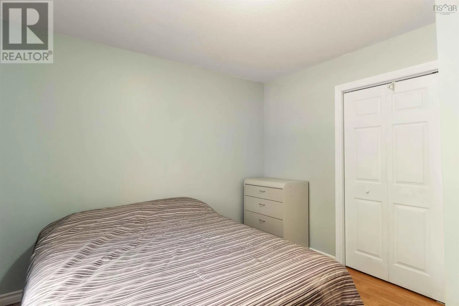 1119 Victoria Road