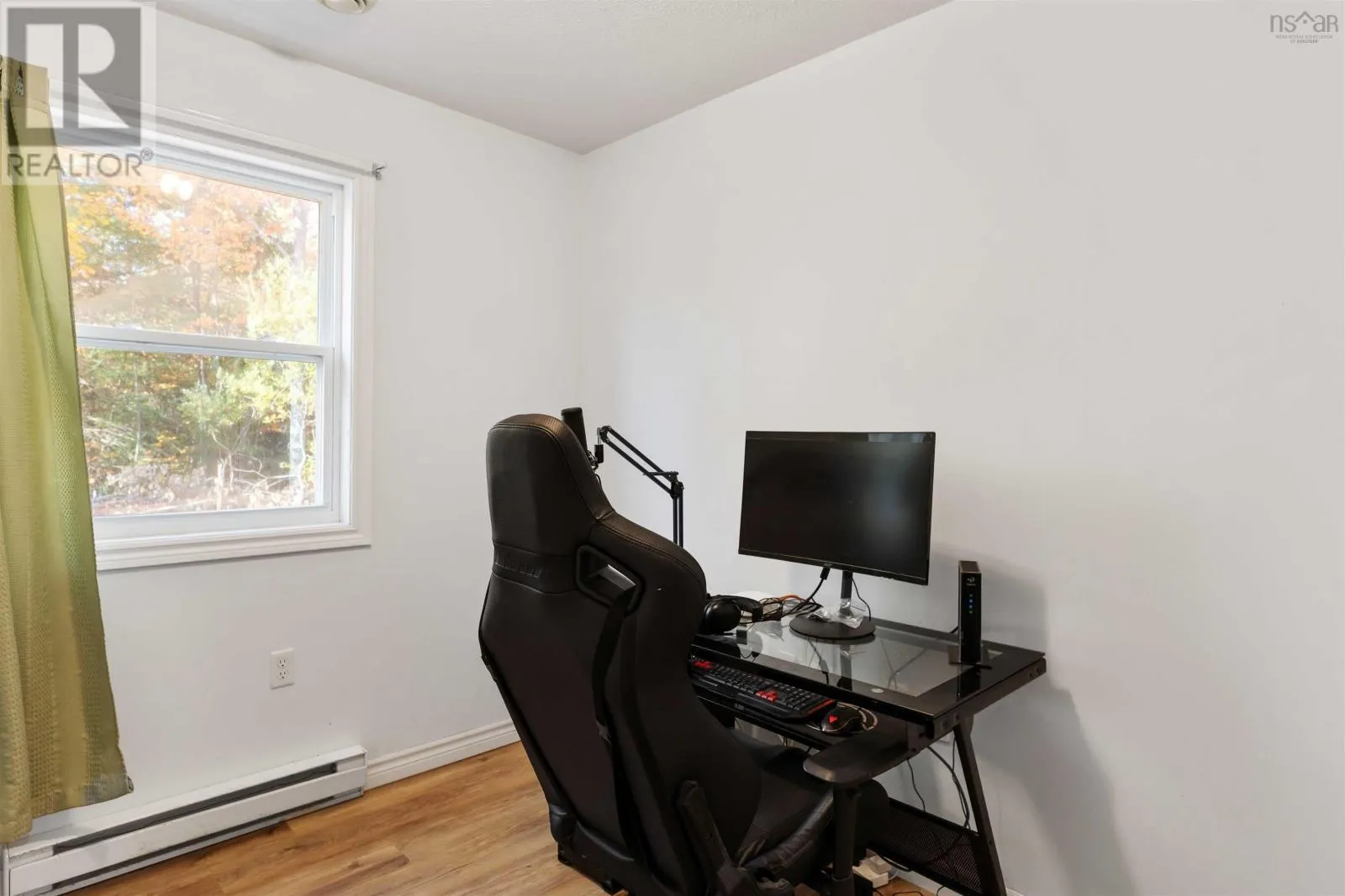 1119 Victoria Road